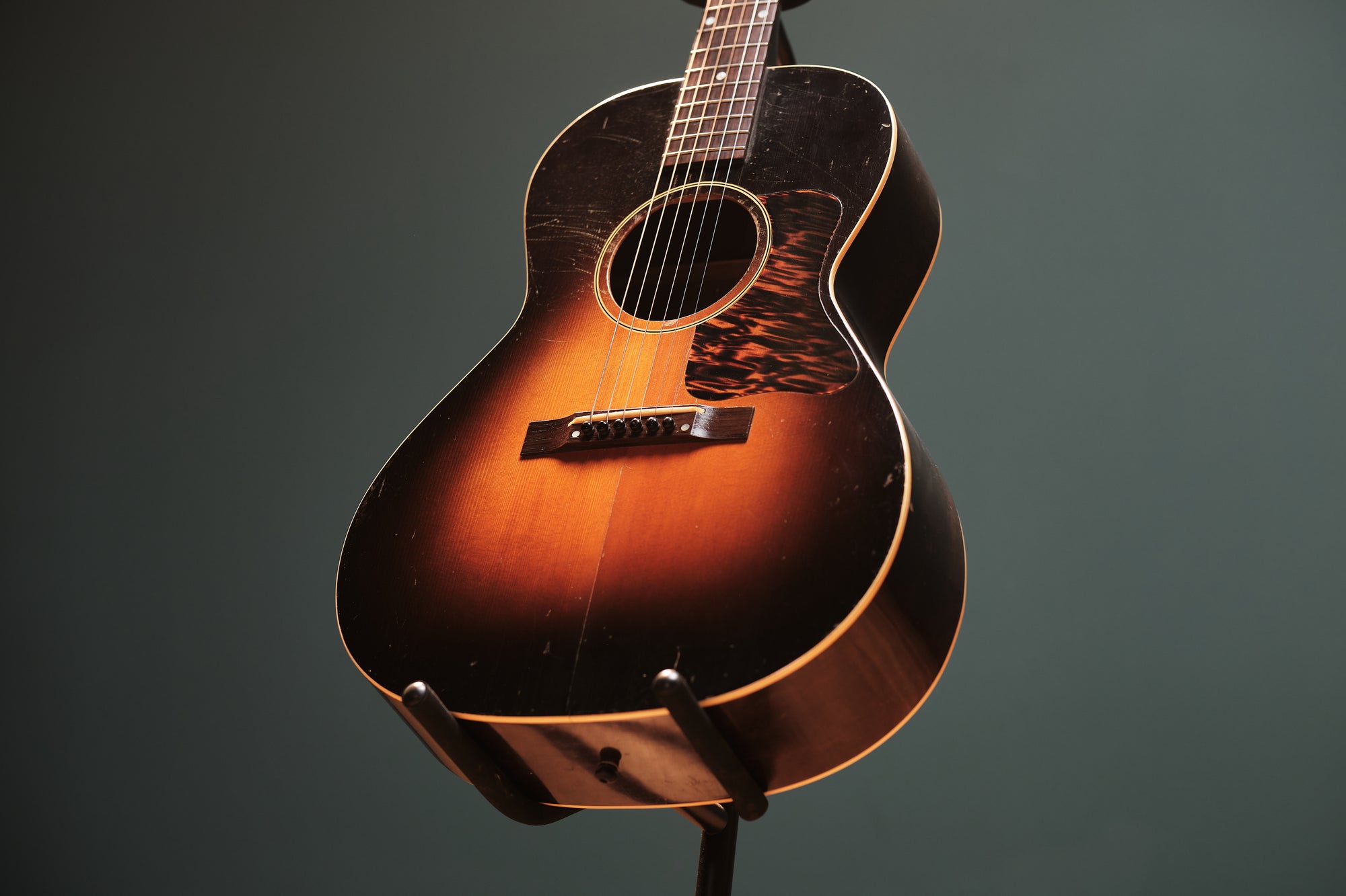 1943 Gibson L-00