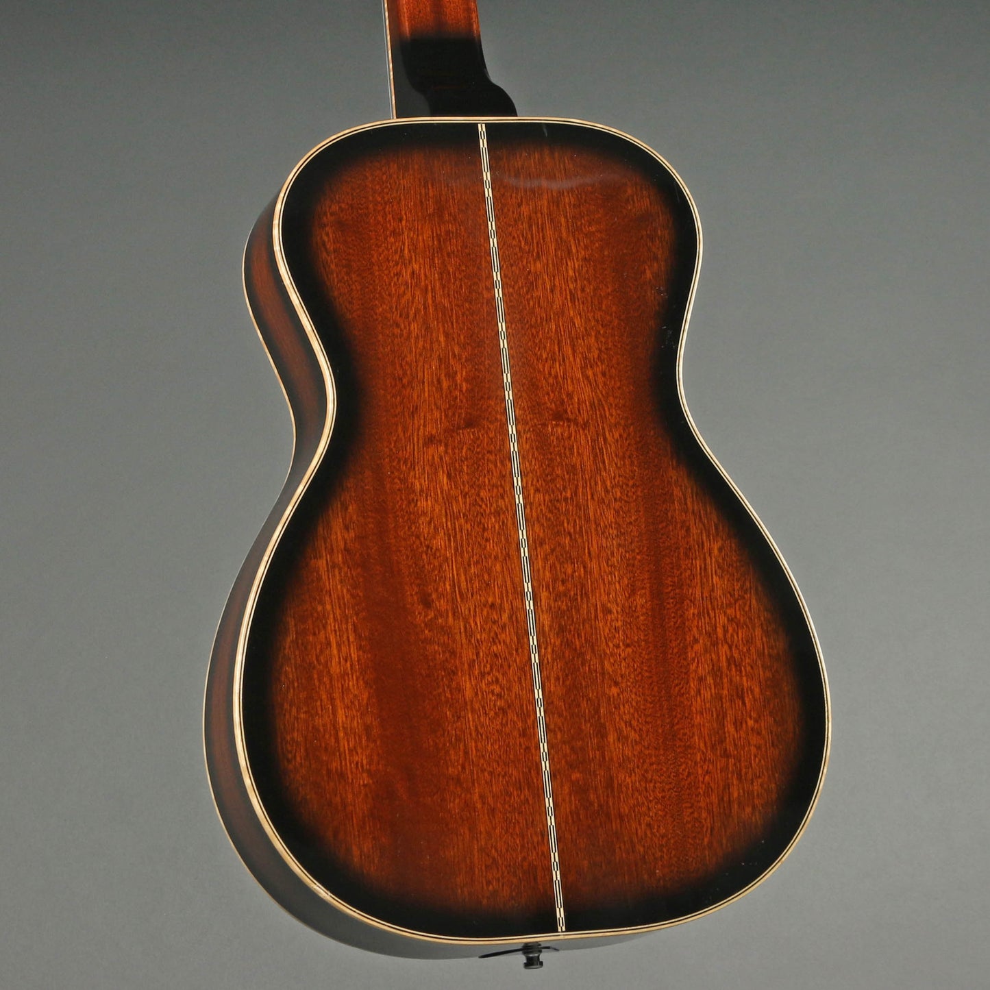 2010 Beard Square Neck Resonator