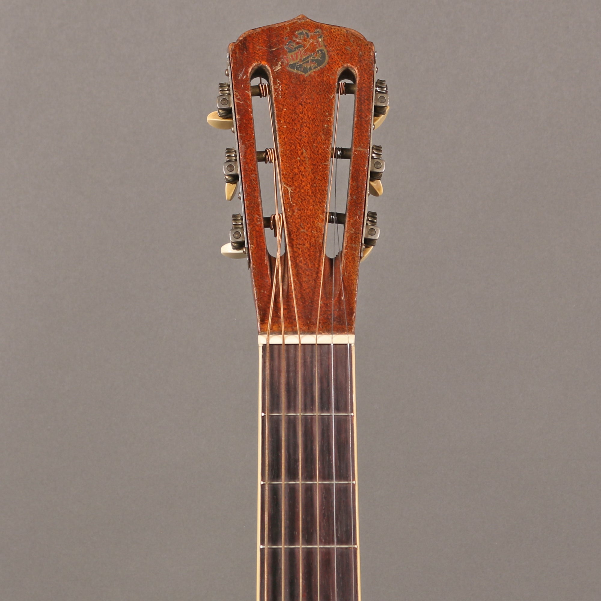 1928 National Tri-Cone Style 2 1/2 Roundneck [