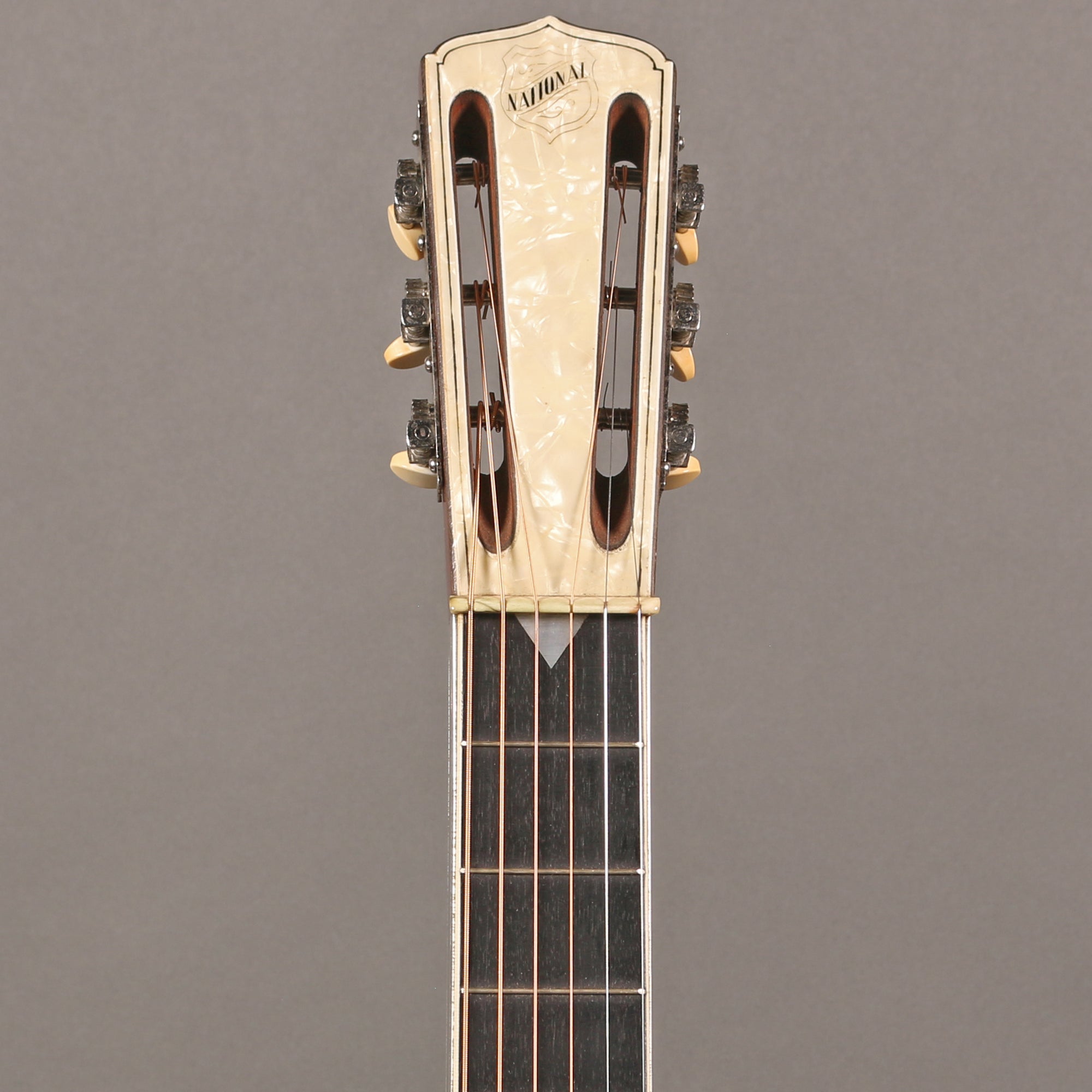 1929 National Style 4 Tri-Cone Square Neck
