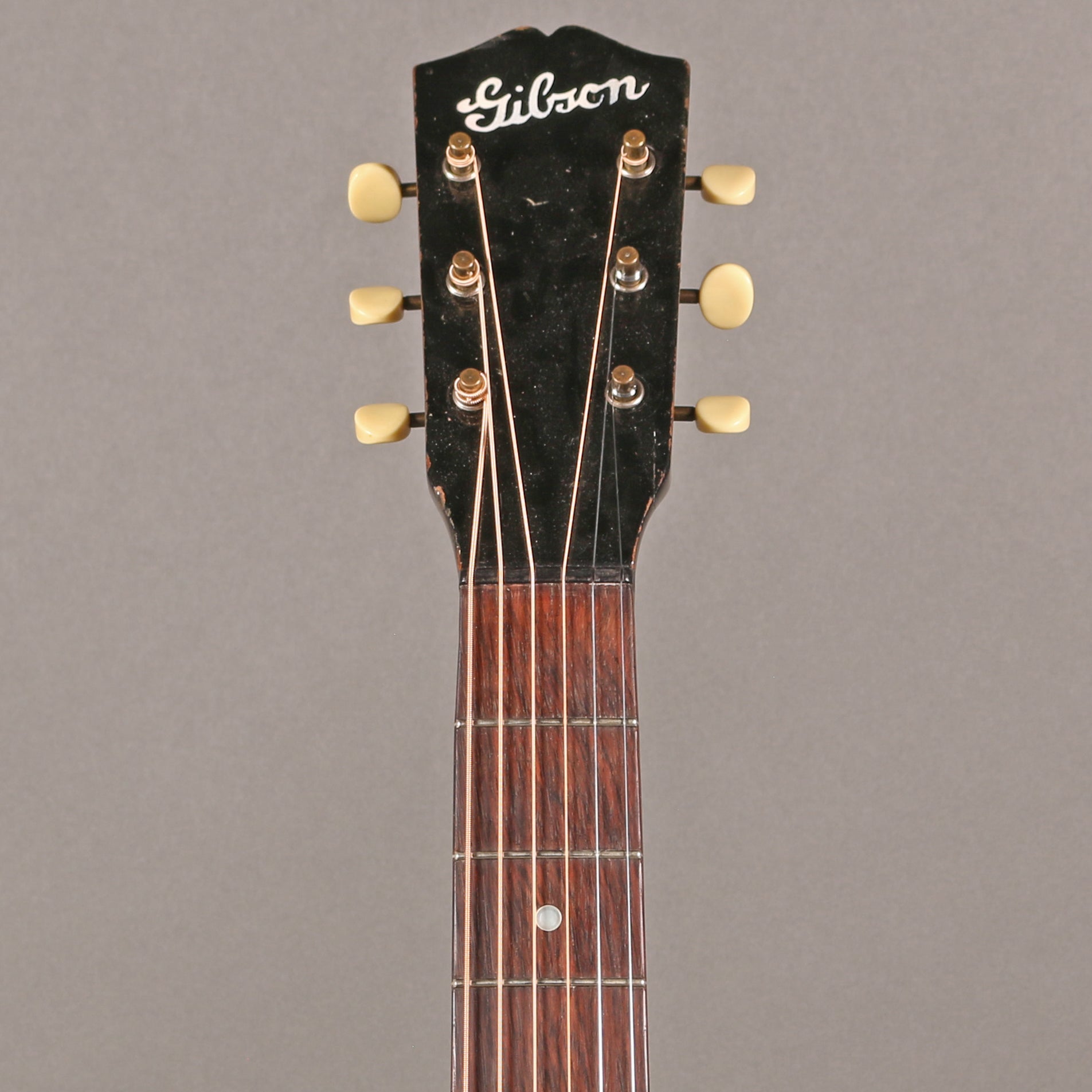 1943 Gibson L-00