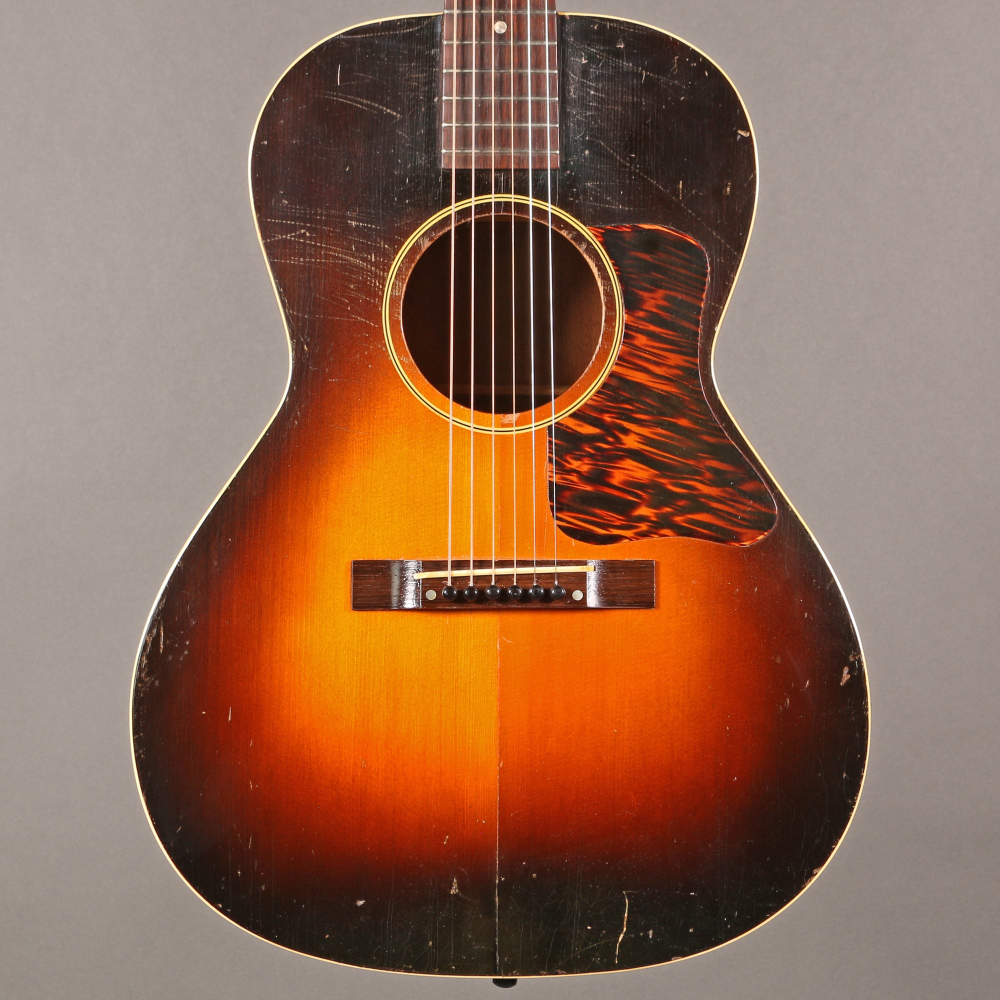1943 Gibson L-00
