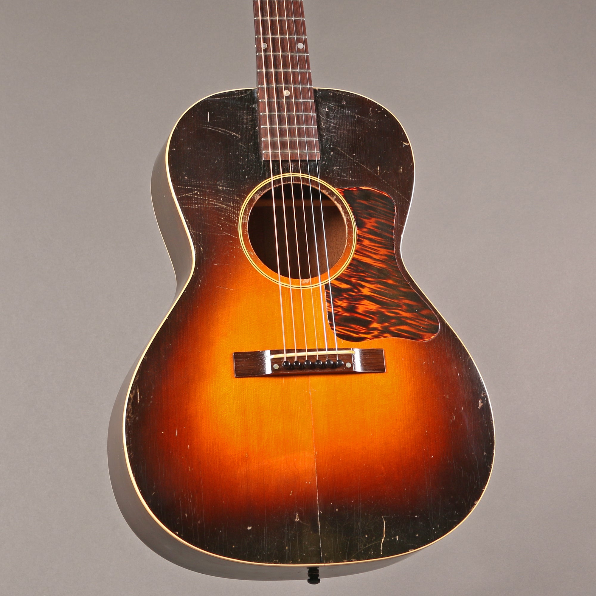 1943 Gibson L-00