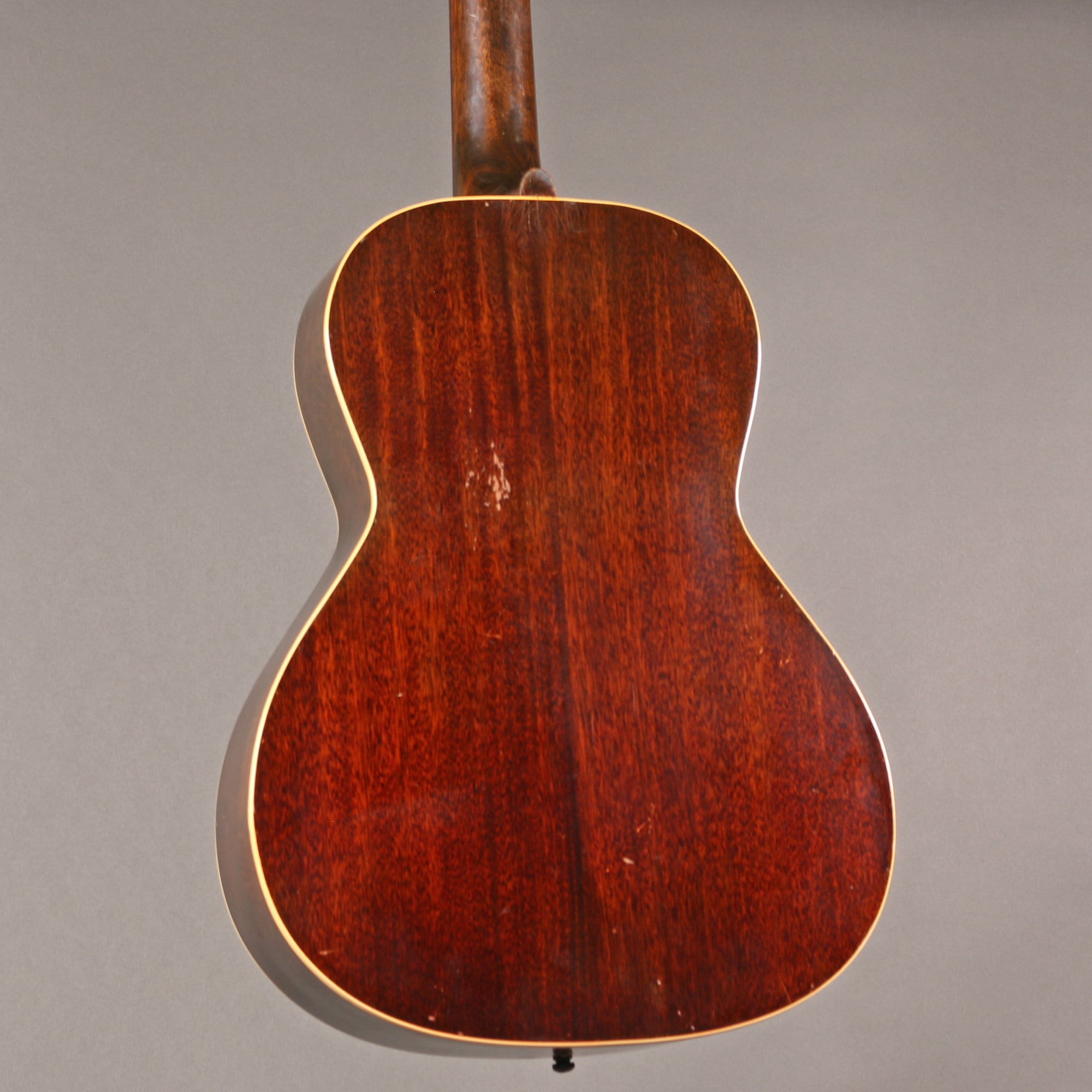 1943 Gibson L-00