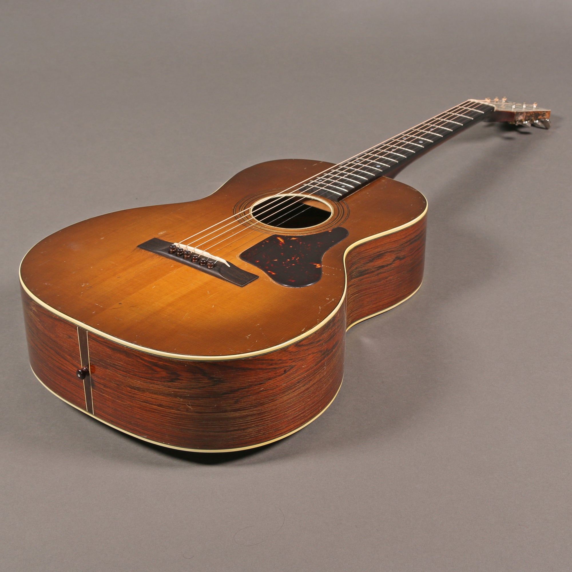 1930s Bronson Honolulu Deluxe Flattop