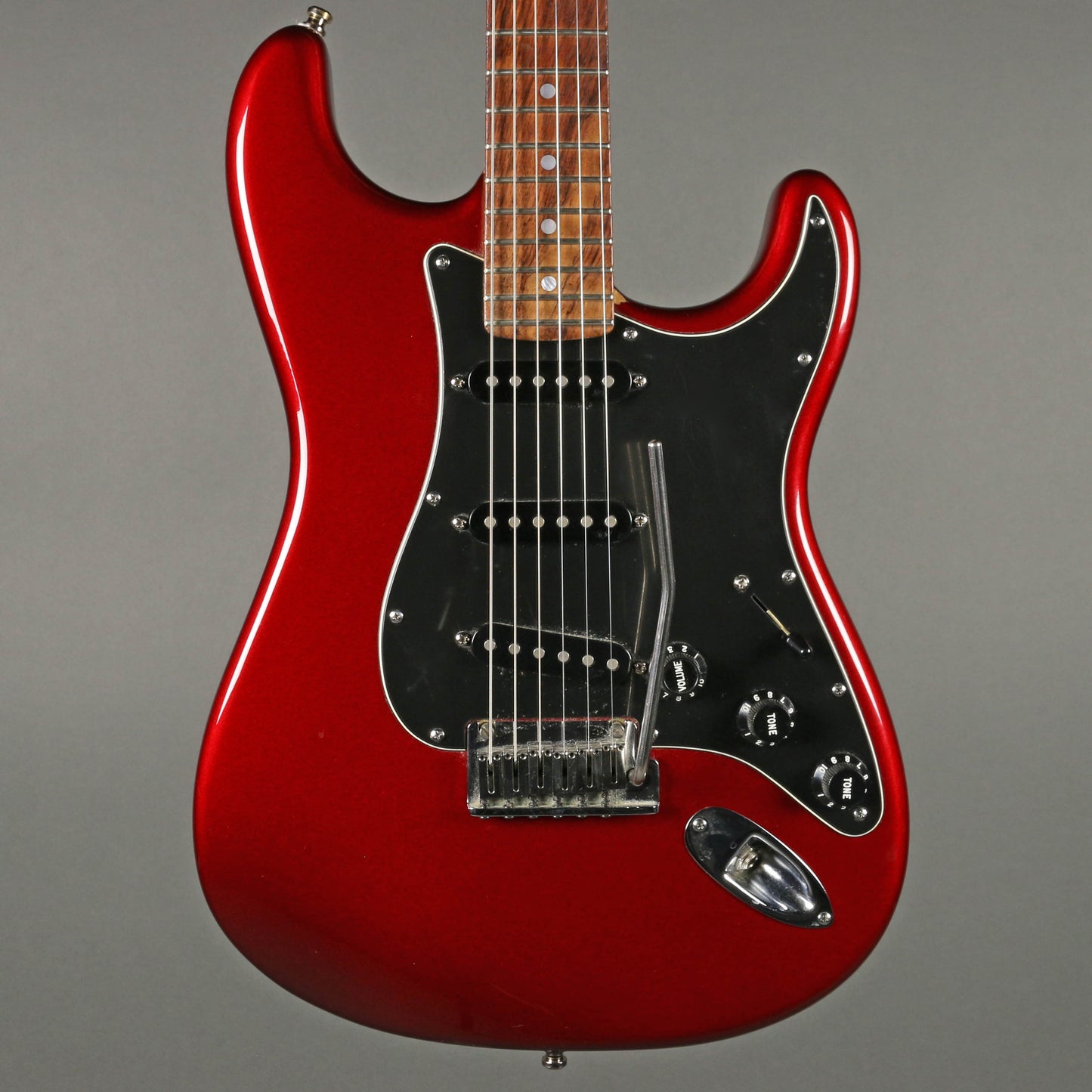 2005 Fender American Deluxe Stratocaster