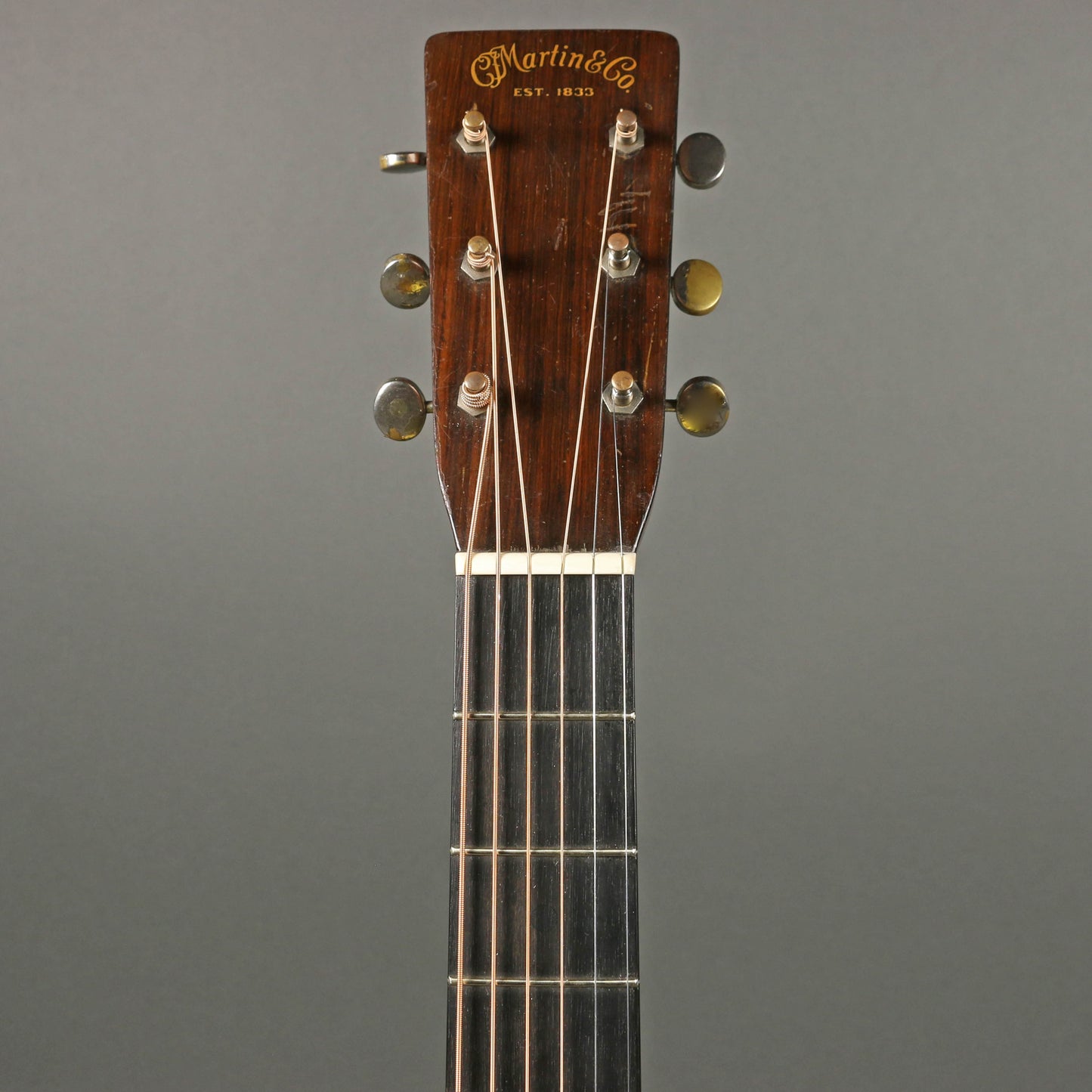 1943 Martin 000-28