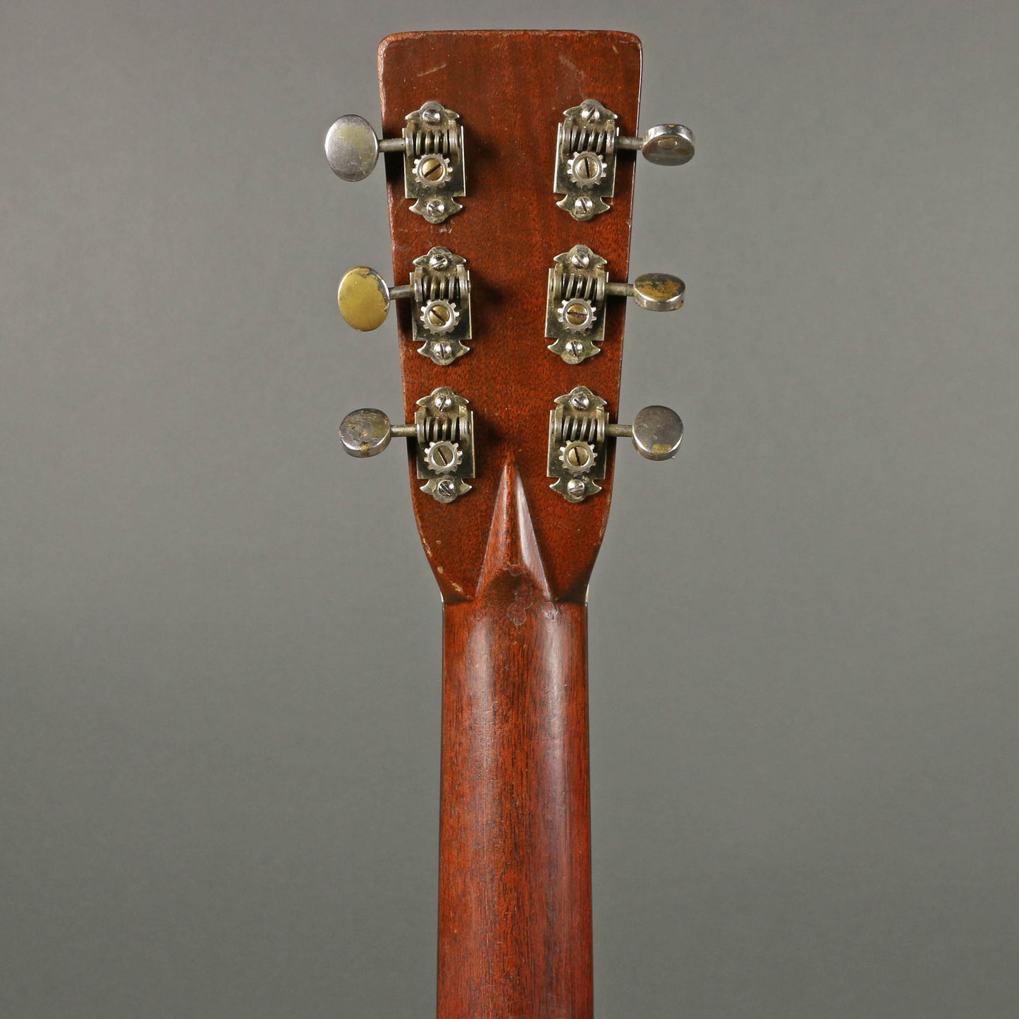 1943 Martin 000-28