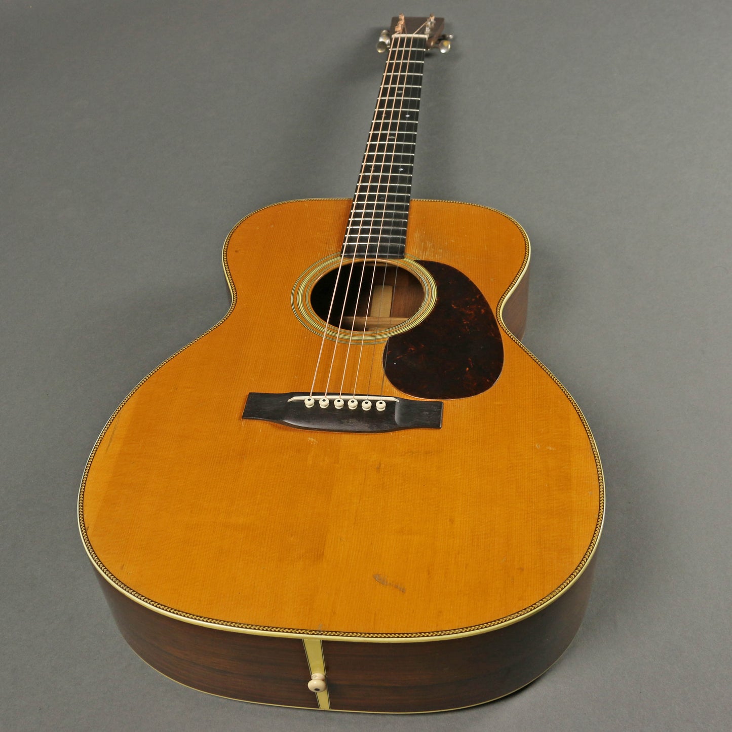 1943 Martin 000-28