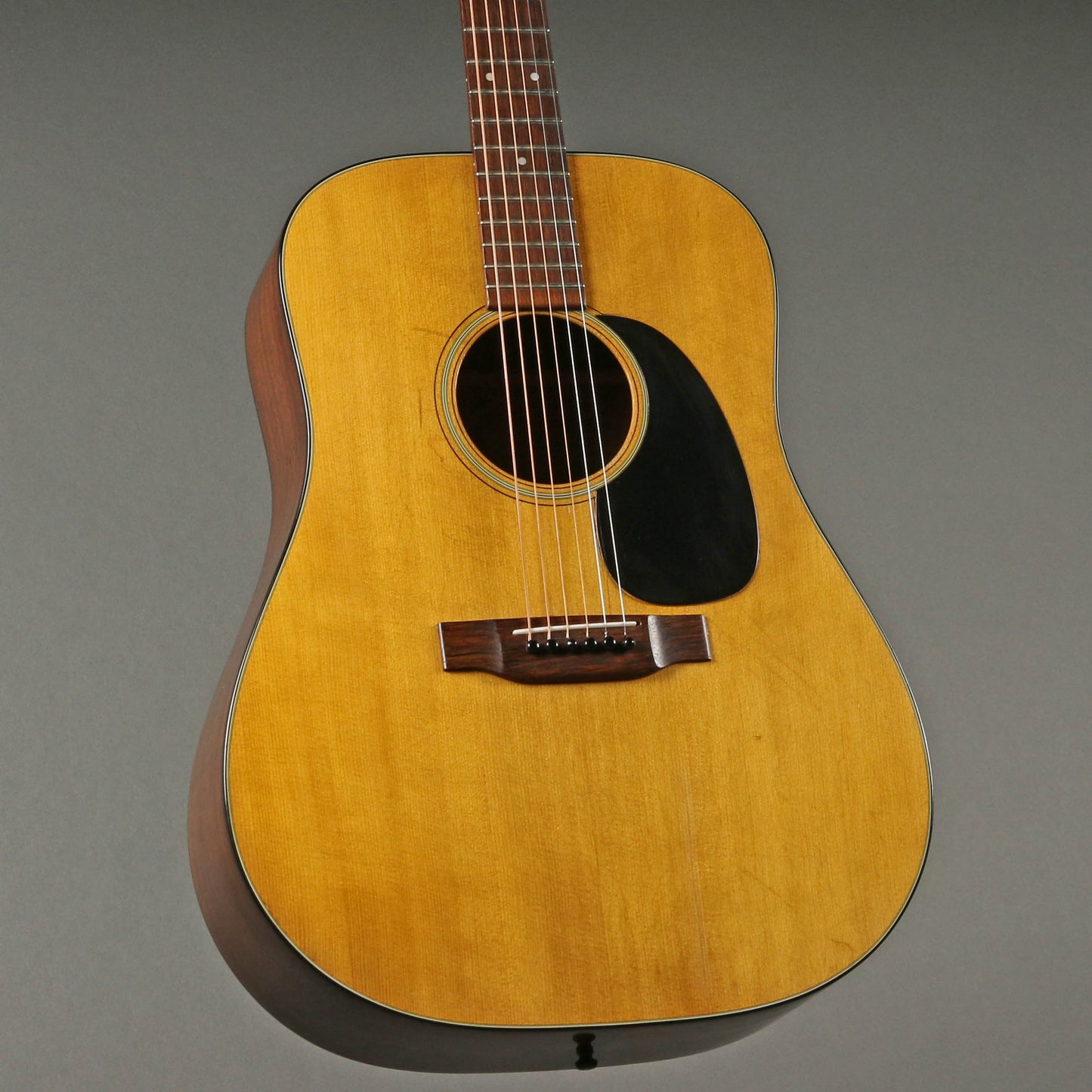 1971 Martin D-18