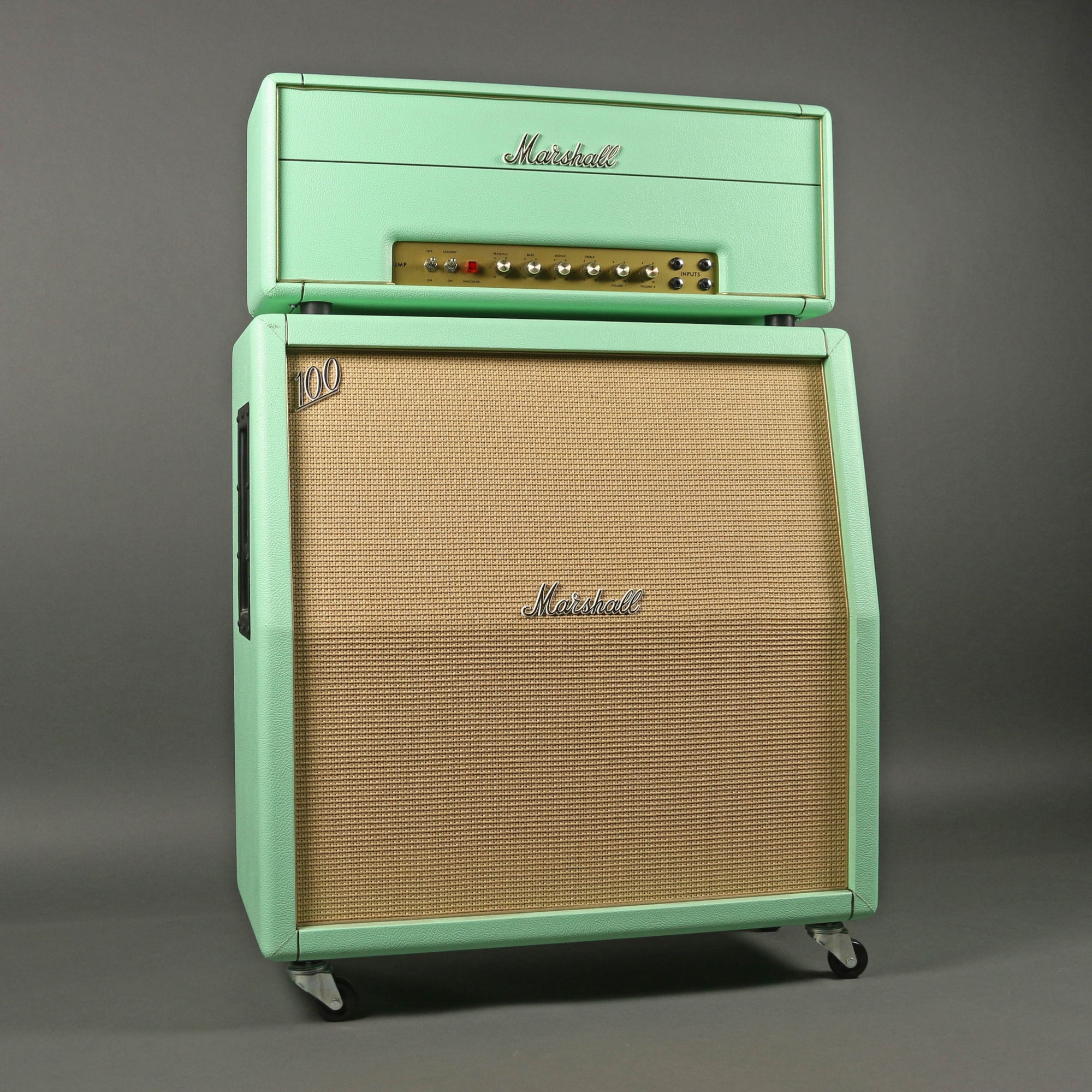 2009 Ceriatone 100 ワット ヘッド、マッチング 4x12 インチ キャビネット付き