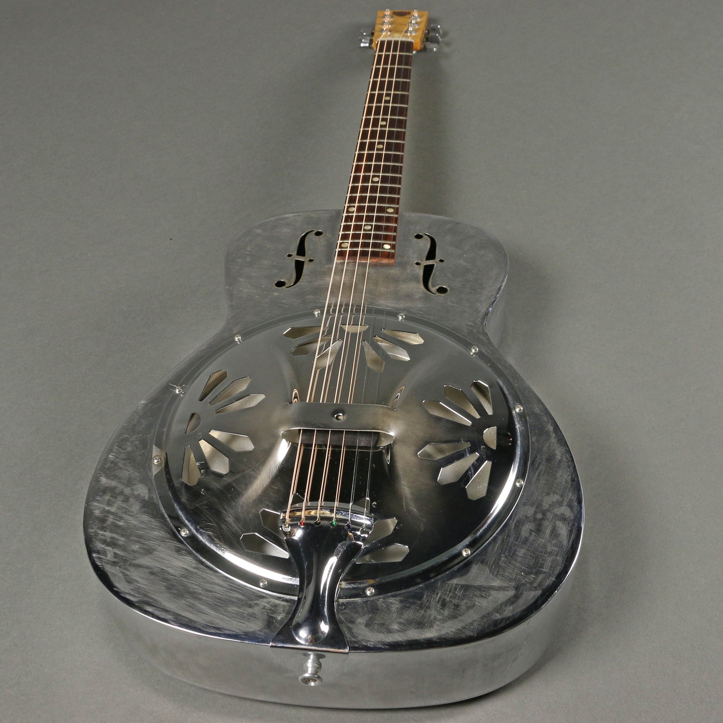 1982 Dobro Model 33H