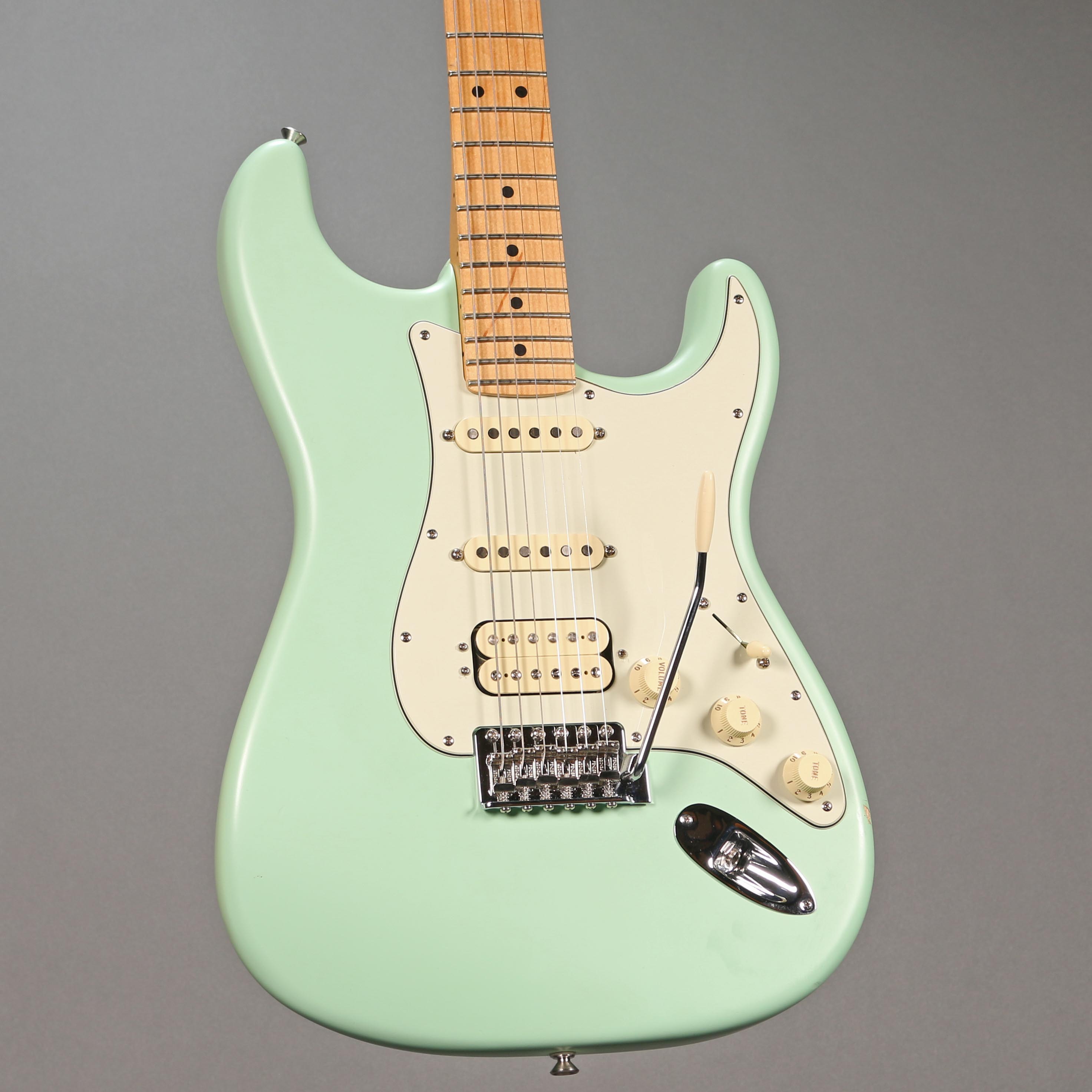 2020 Fender American Performer Stratocaster HSS – Emerald City Guitars