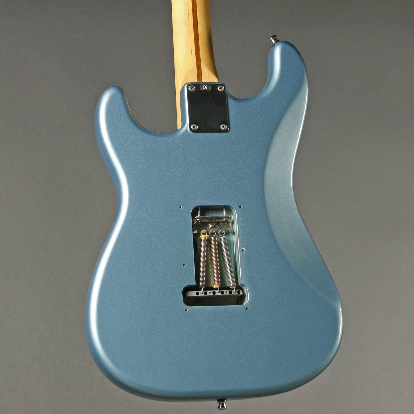 2004 Fender MIM Stratocaster