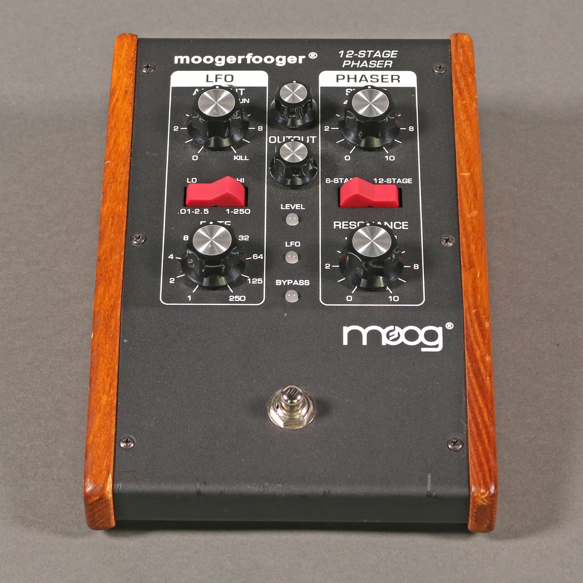Moog Moogerfooger MF-103 12-stage Phaser