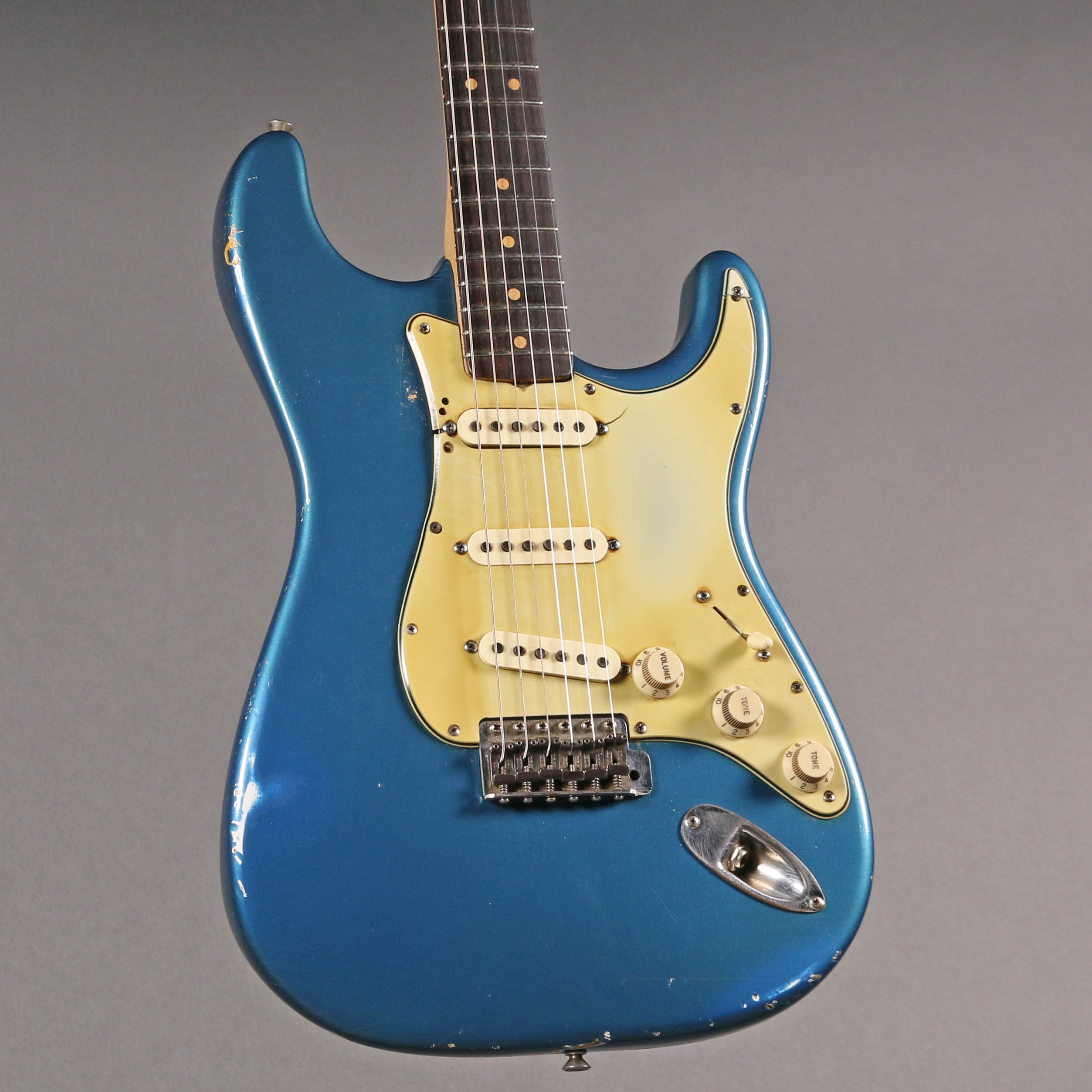 1964 Fender Stratocaster [*Riggio Refin] – Emerald City Guitars