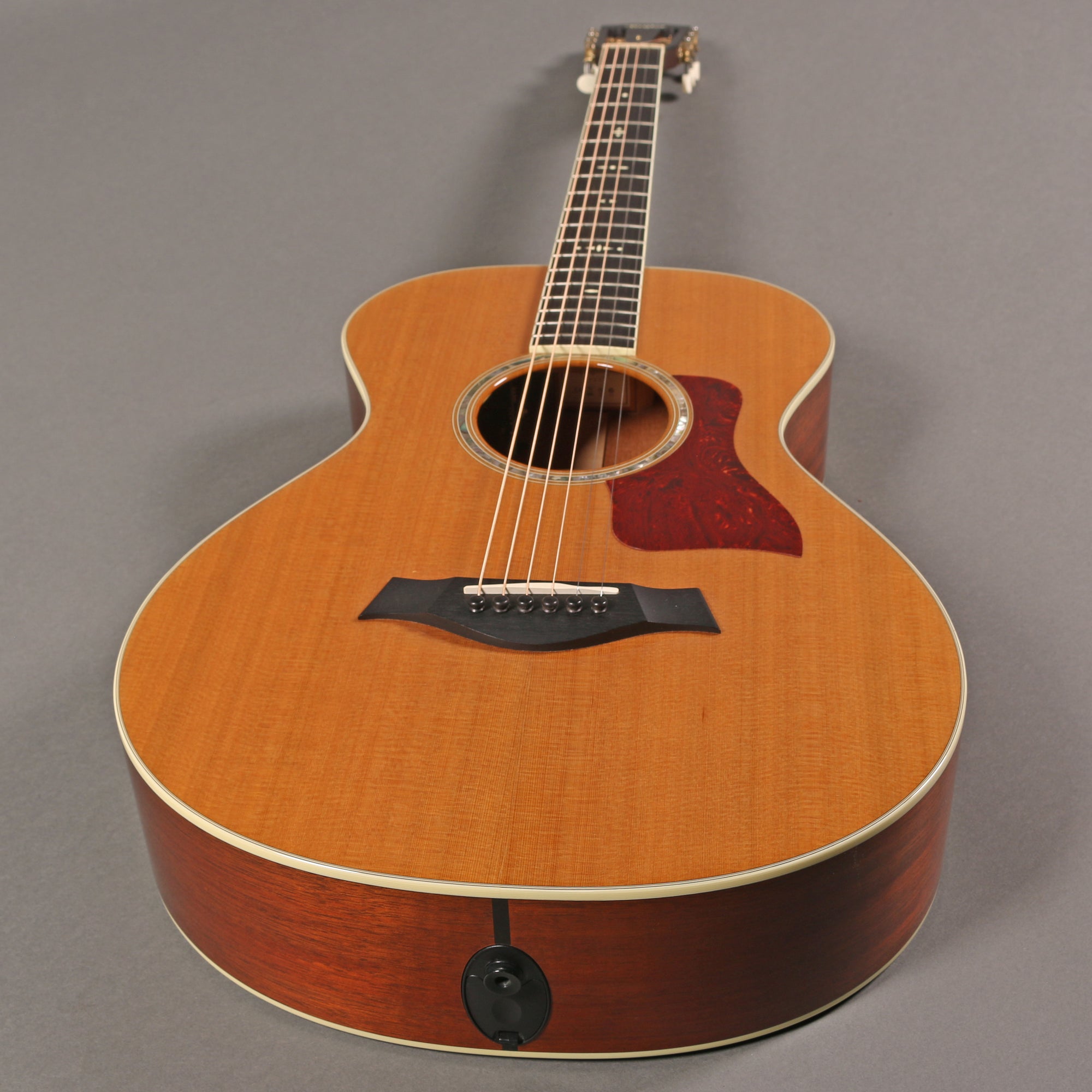 2011 Taylor 512e 12-Fret