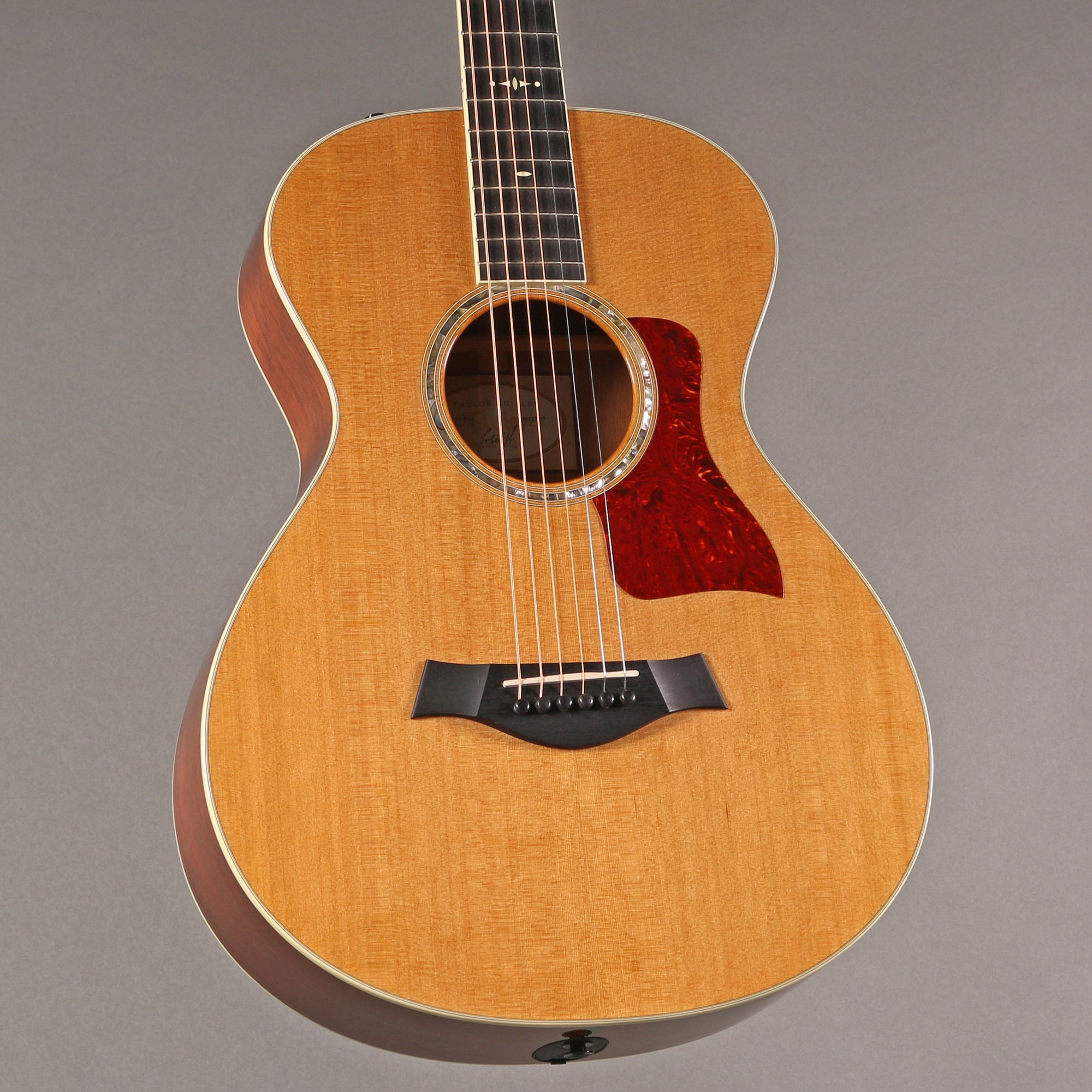 2011 Taylor 512e 12-Fret