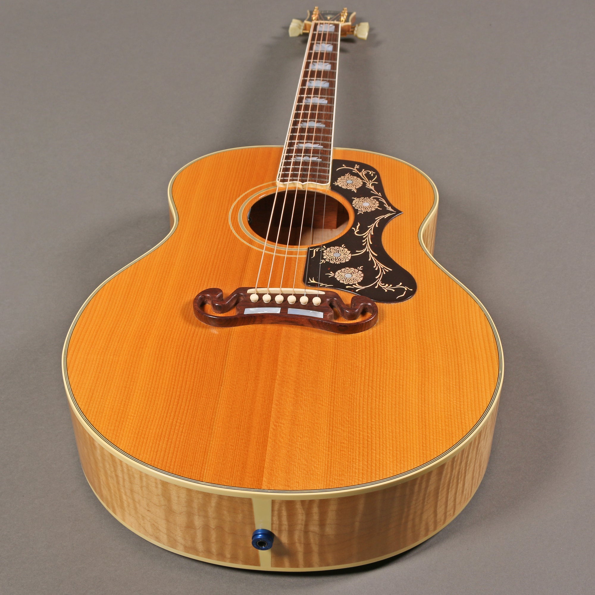 2001 Gibson L-200 Emmylou Harris Model