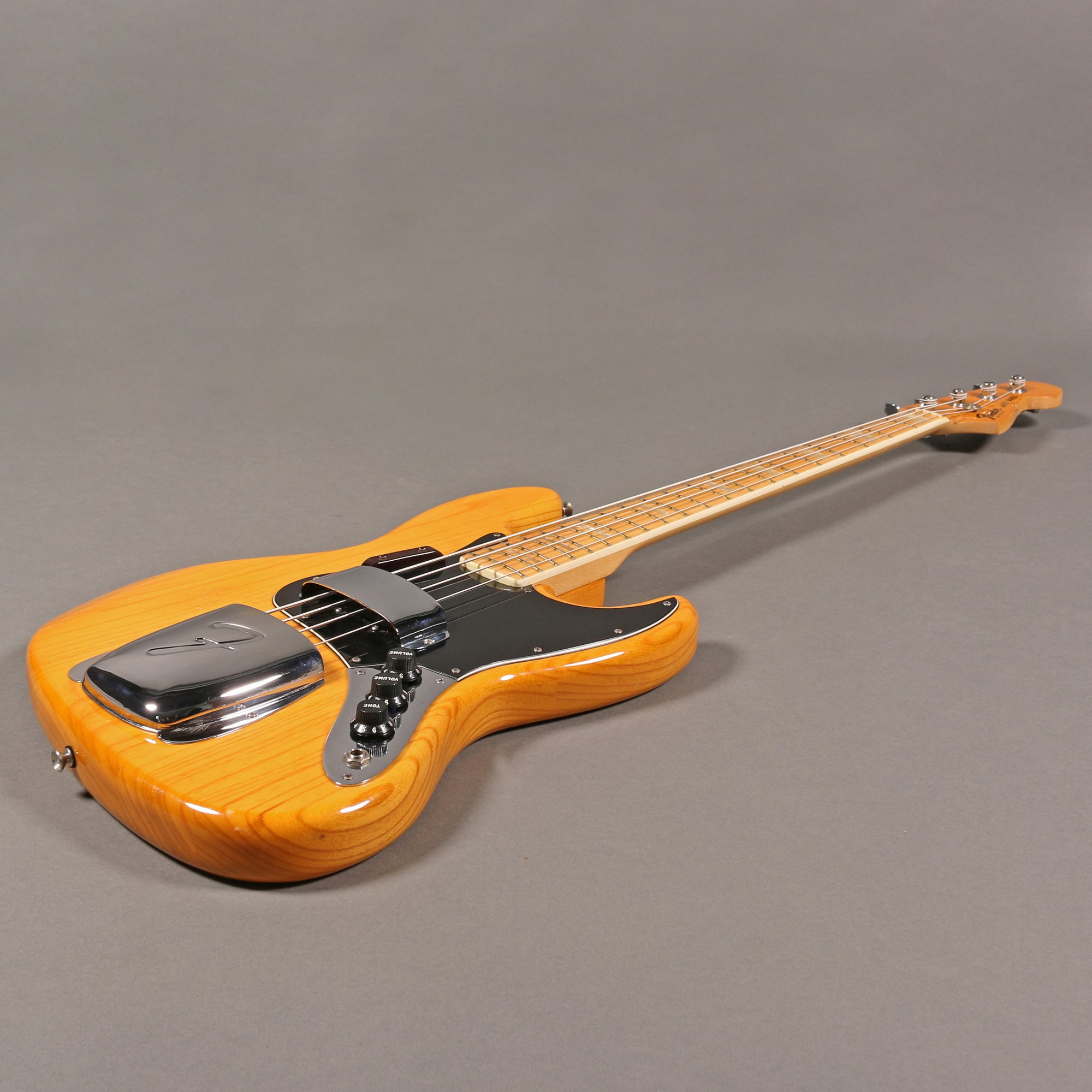 1977 Fender Jazz Bass