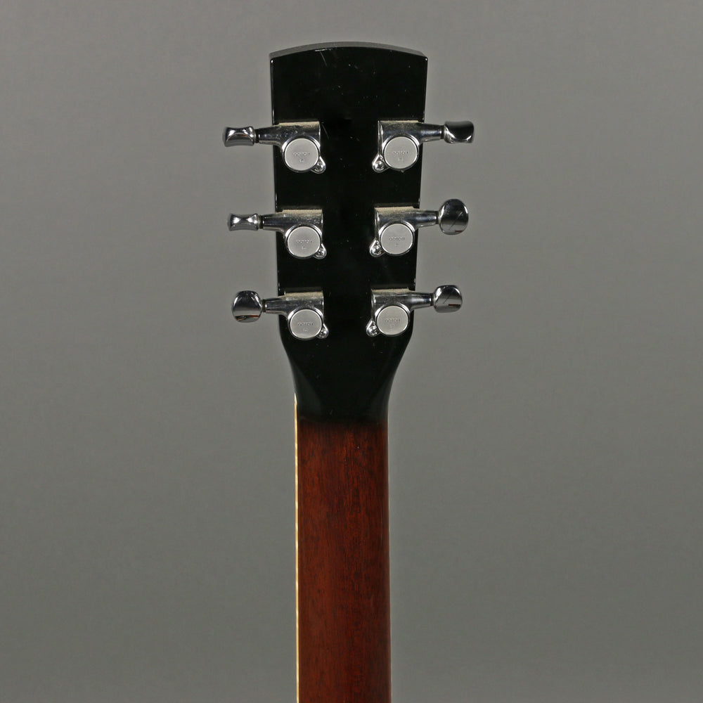 Pre-Owned Roundneck Beard Resonator Guitar