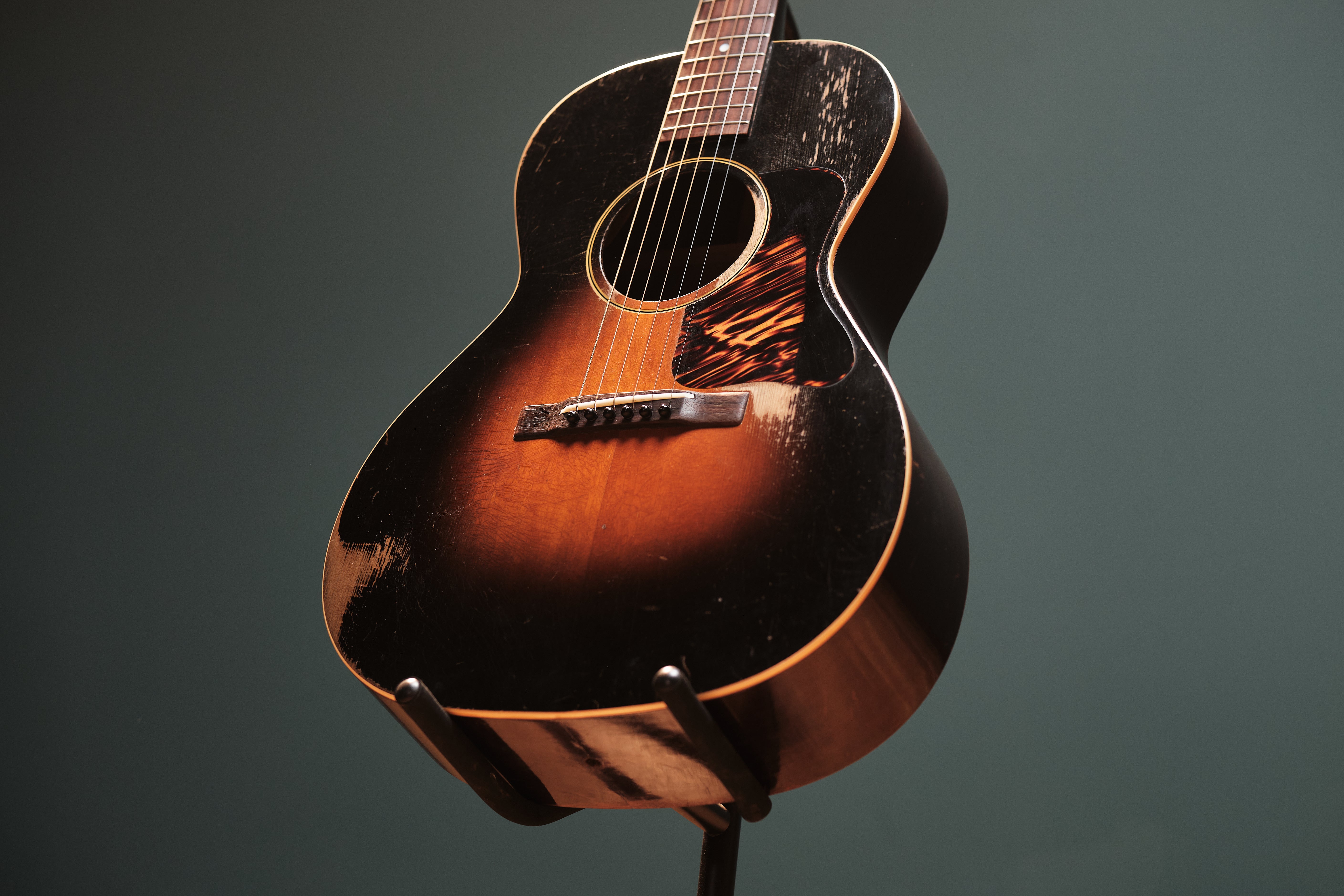 1934 Gibson L-00 – Emerald City Guitars