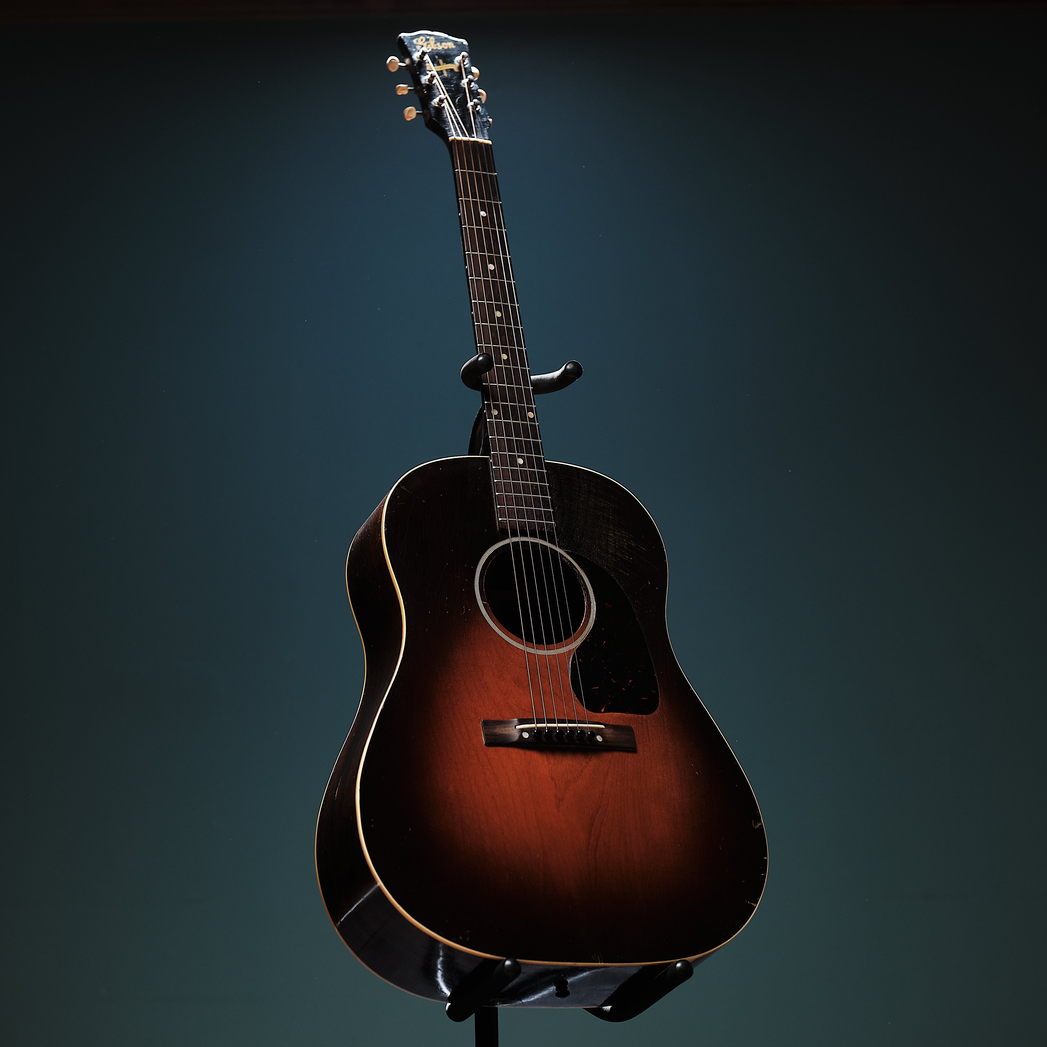 1943 Gibson J-45 – Emerald City Guitars