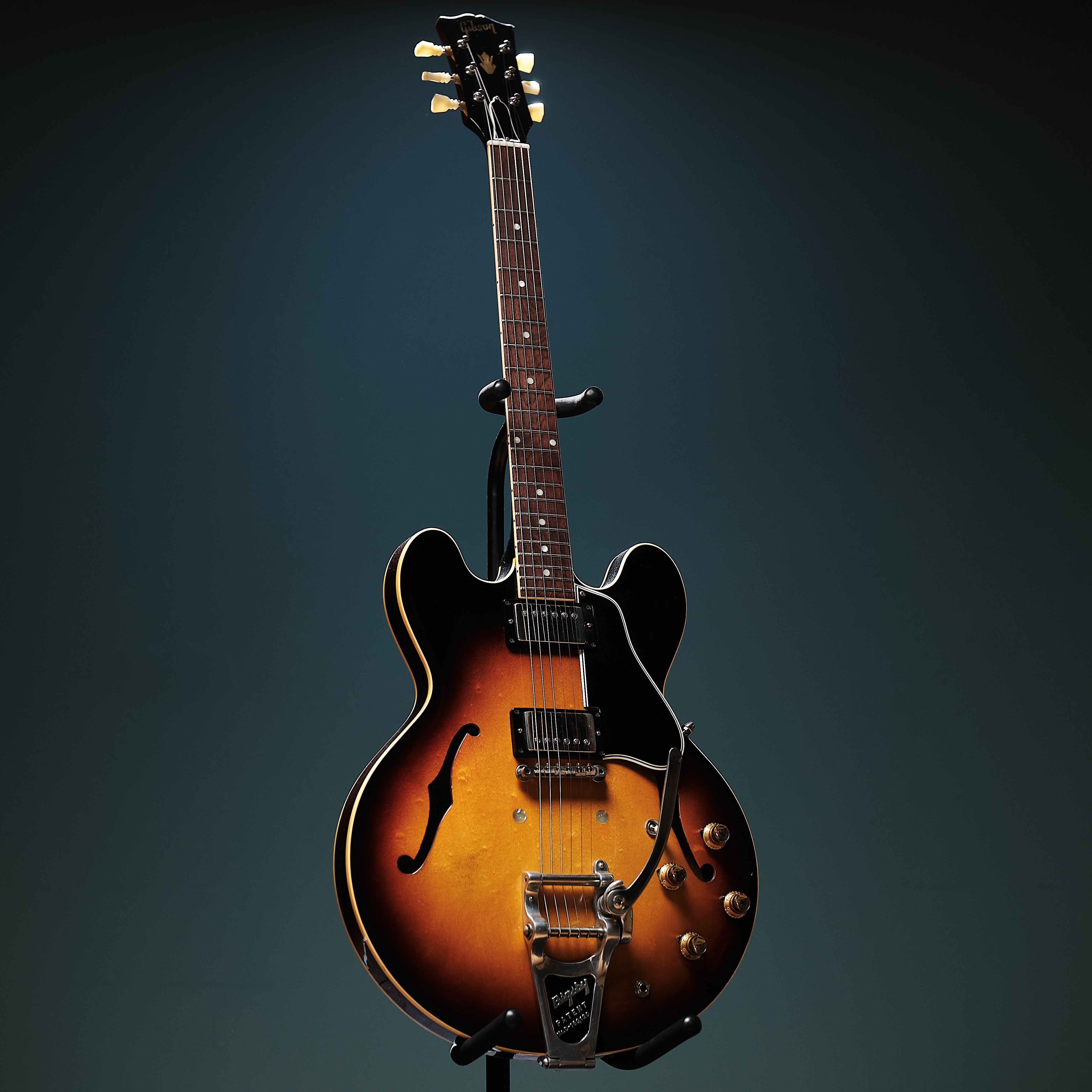 電気 - アーチトップ – Emerald City Guitars