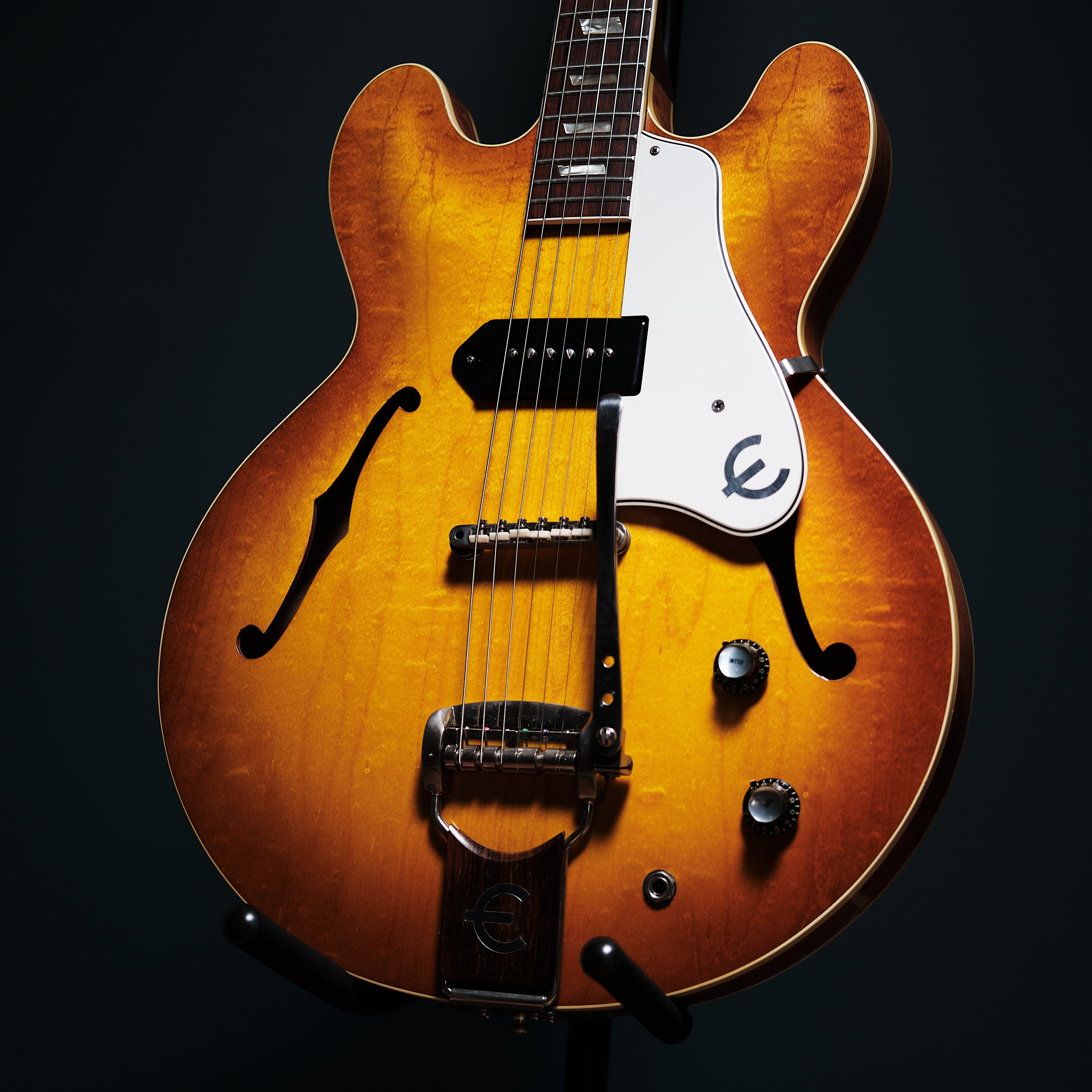 電気 - アーチトップ – Emerald City Guitars