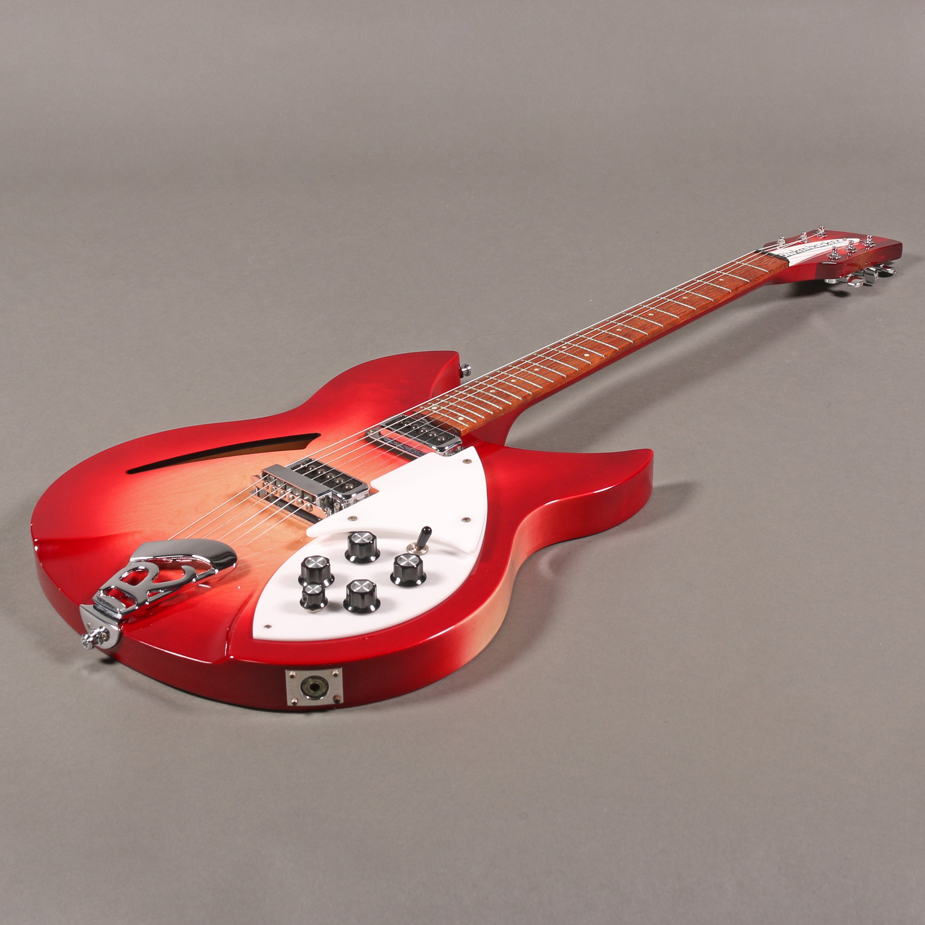 Rickenbacker 330風ギター Rickenbacker 330 | Reverb