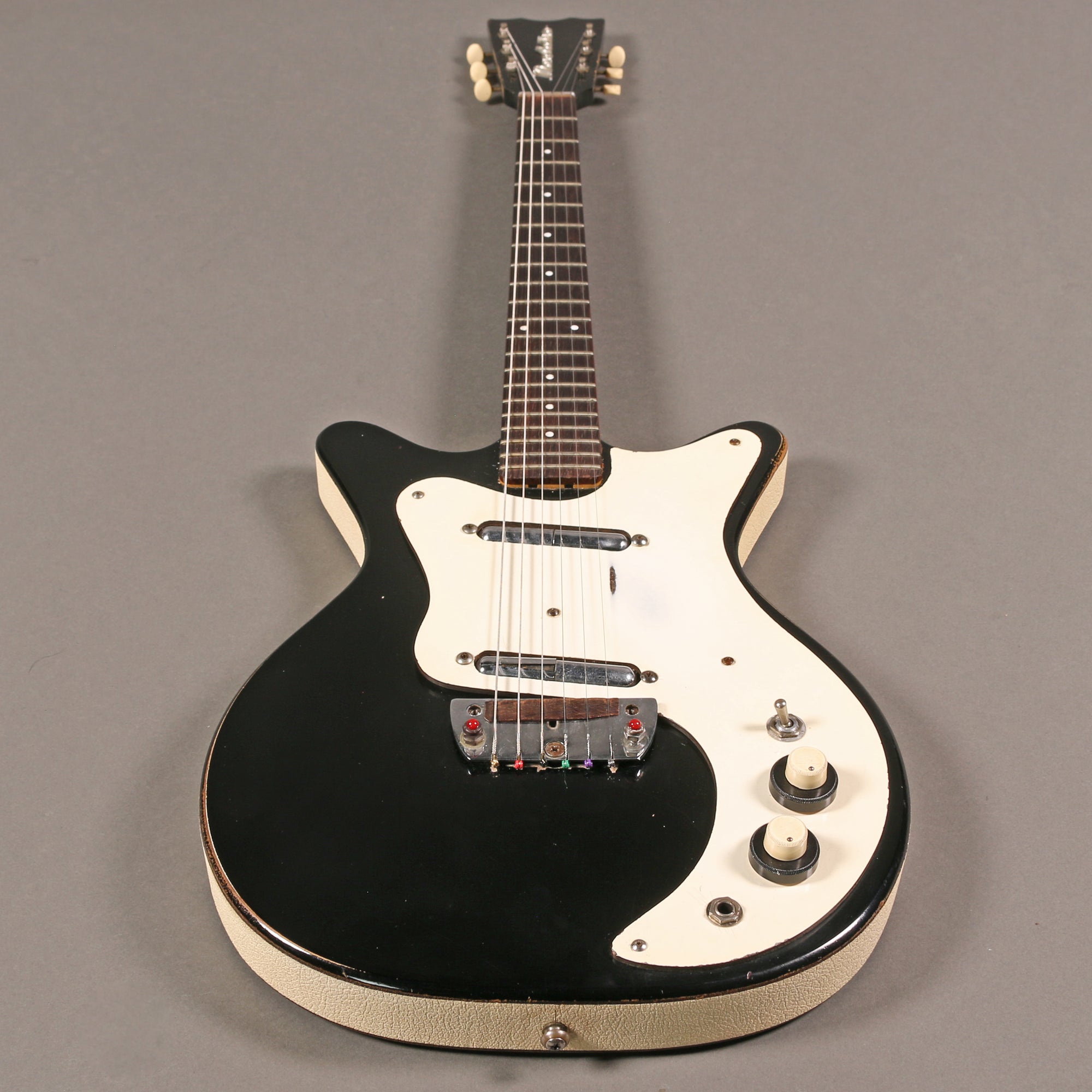 1960s Danelectro DC-2 &quot;Batwing&quot; Model 4021