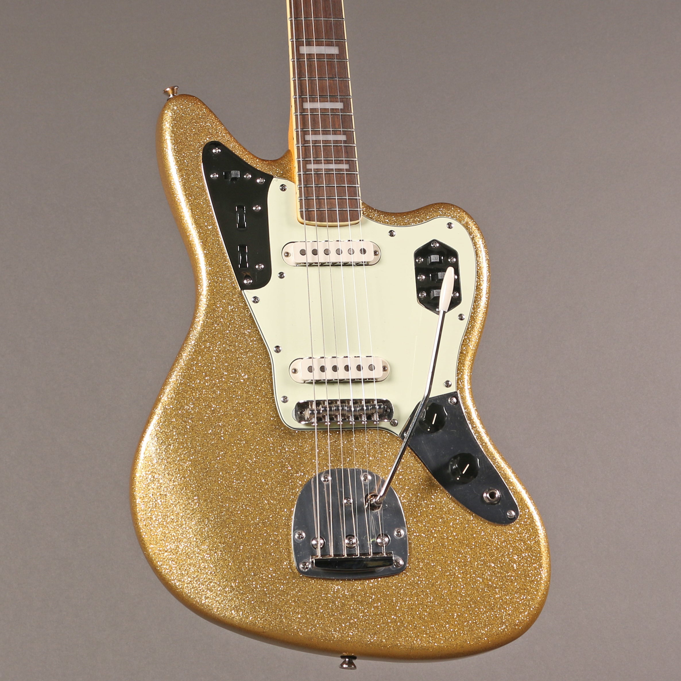 ギター Squier Jaguar shore gold Squier Classic Vibe '70s Jaguar Gold Sparkle – Chicago Music
