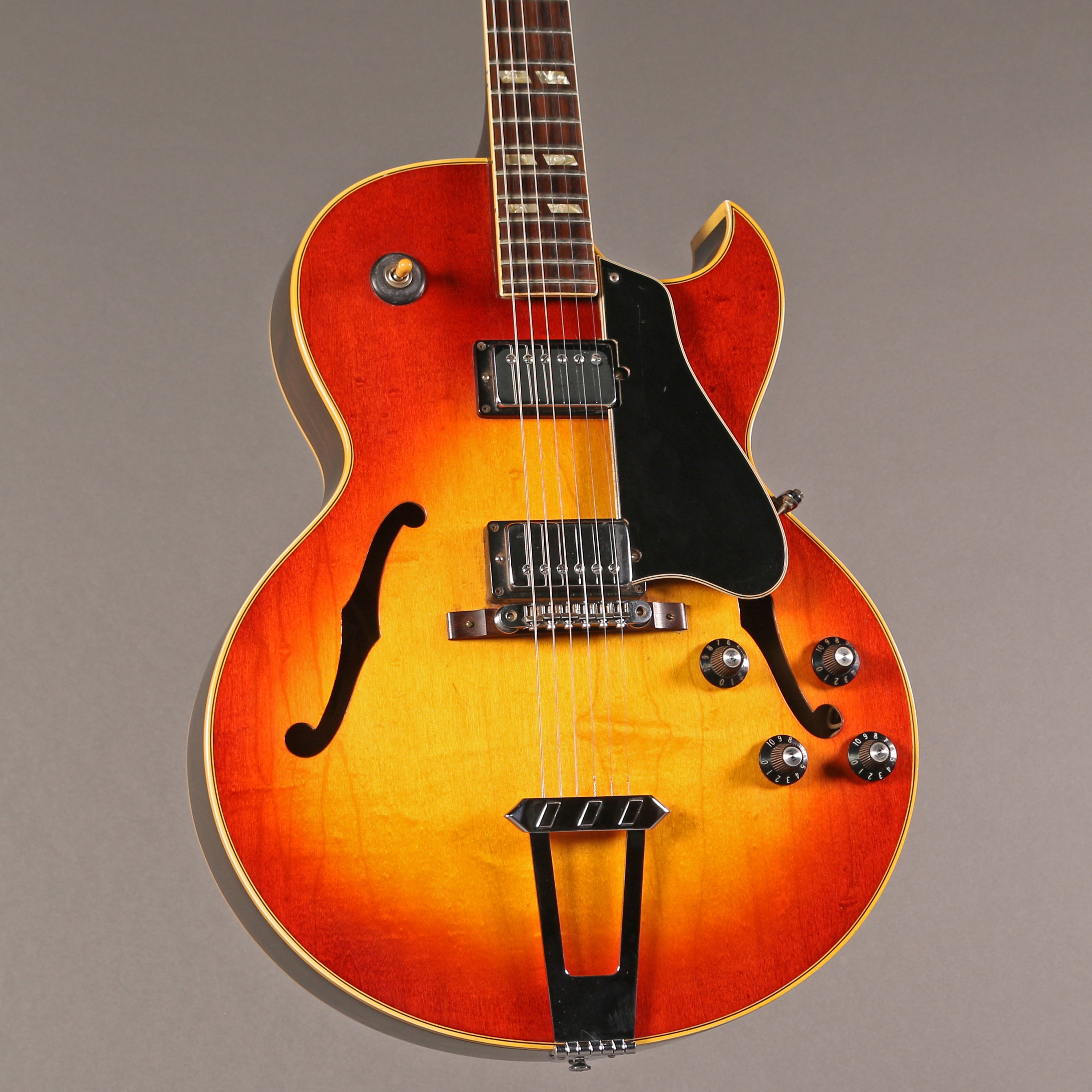 Gibson ES-175D 1970年代前半 カラマズー 1970 Gibson ES-175D – Emerald City Guitars