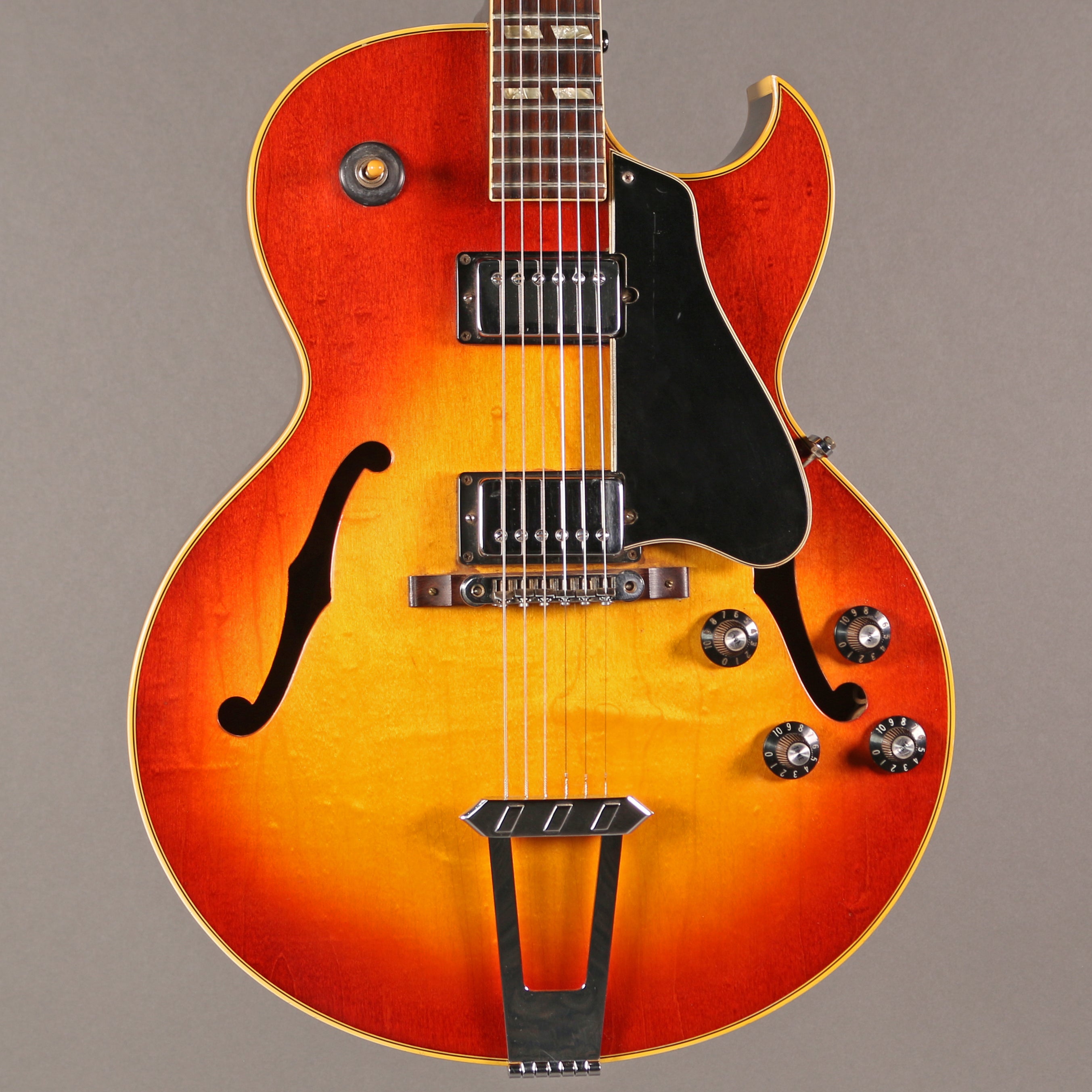 1970 Gibson ES-175D – Emerald City Guitars