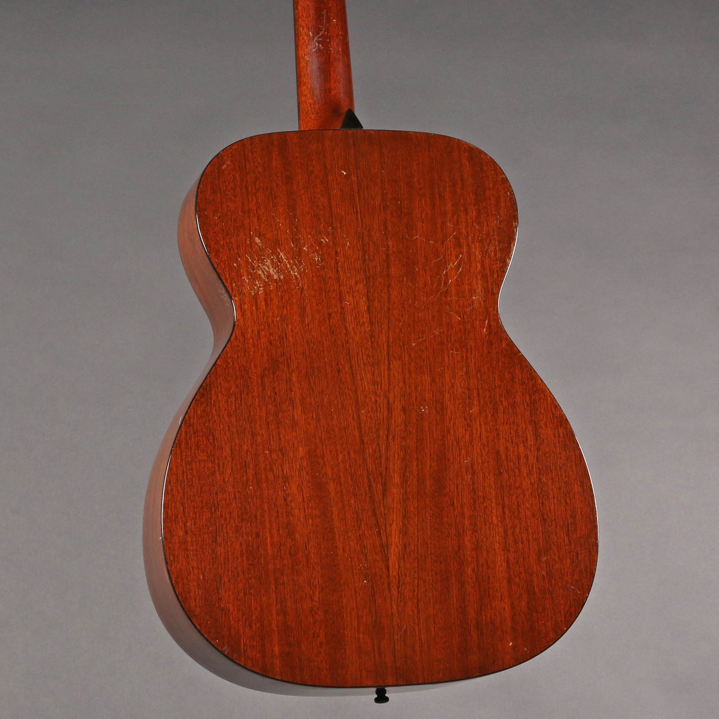 1947 Martin 000-18