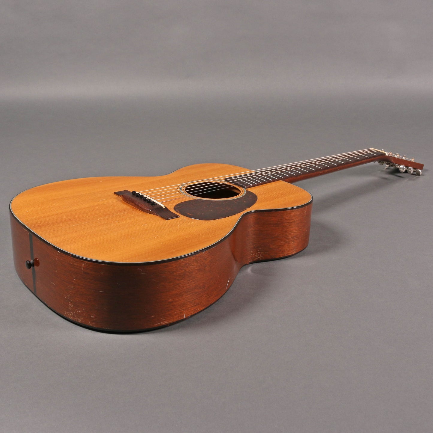 1947 Martin 000-18