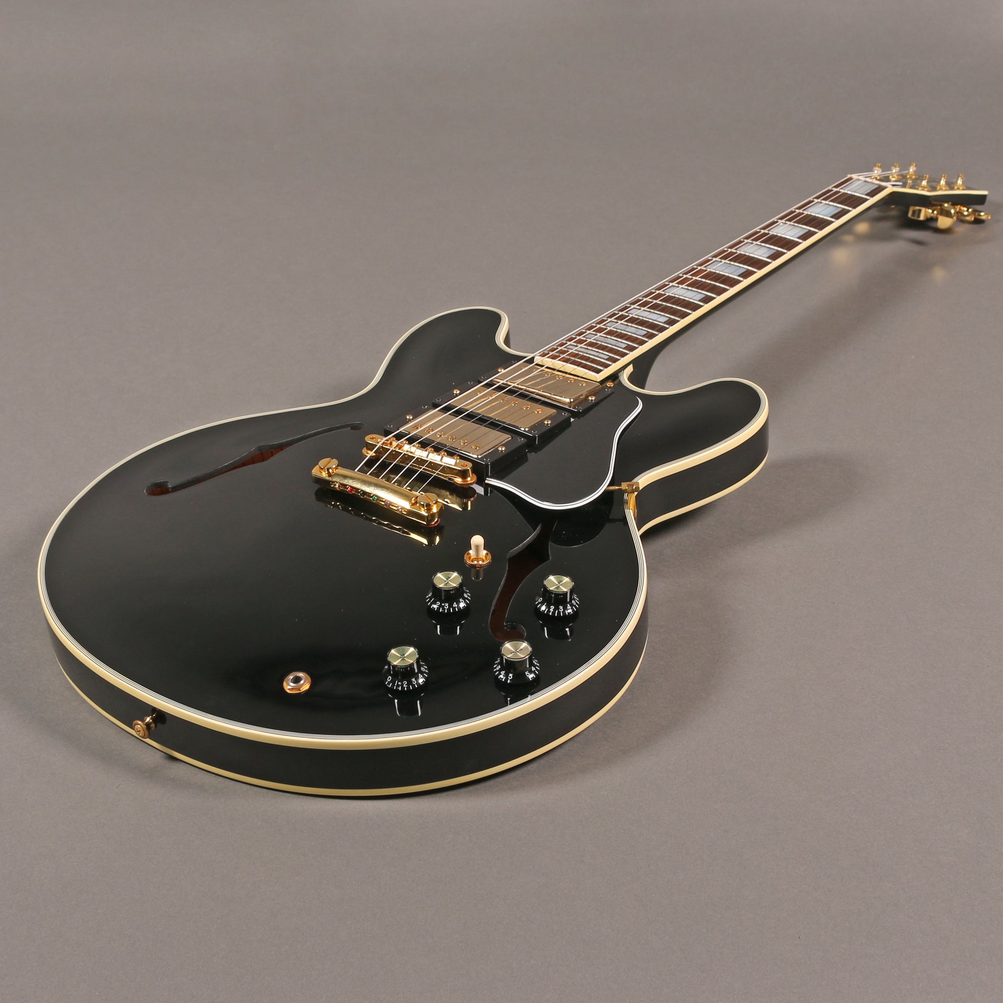 2018 Gibson &quot;Black Beauty&quot; ES-335