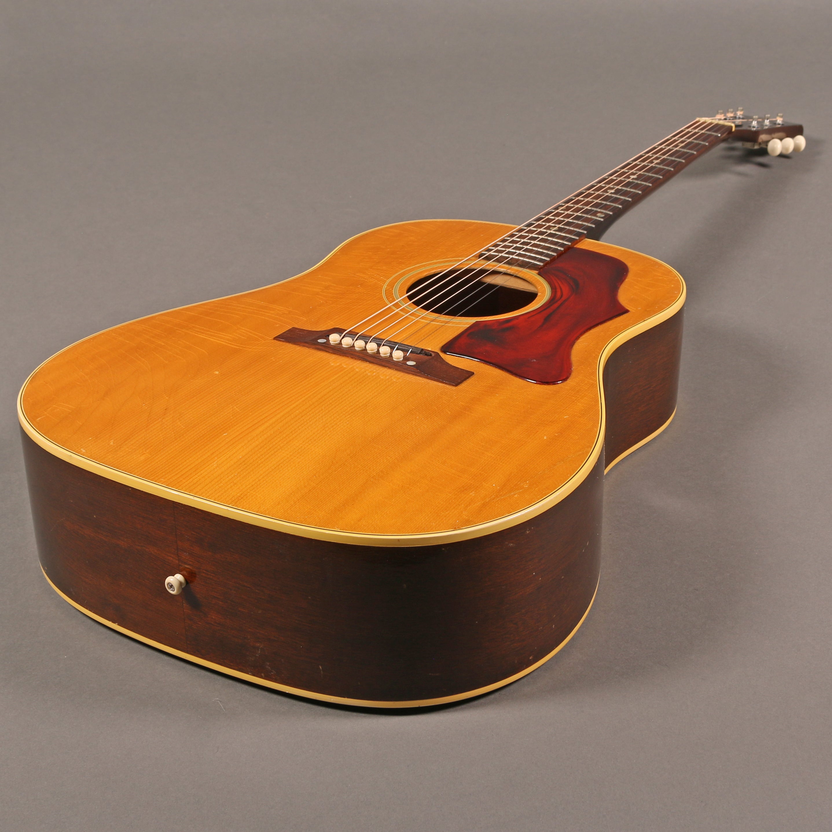 ギター gibson J-50ADJ GIBSON J-50 ADJ|ドルフィンギターズ