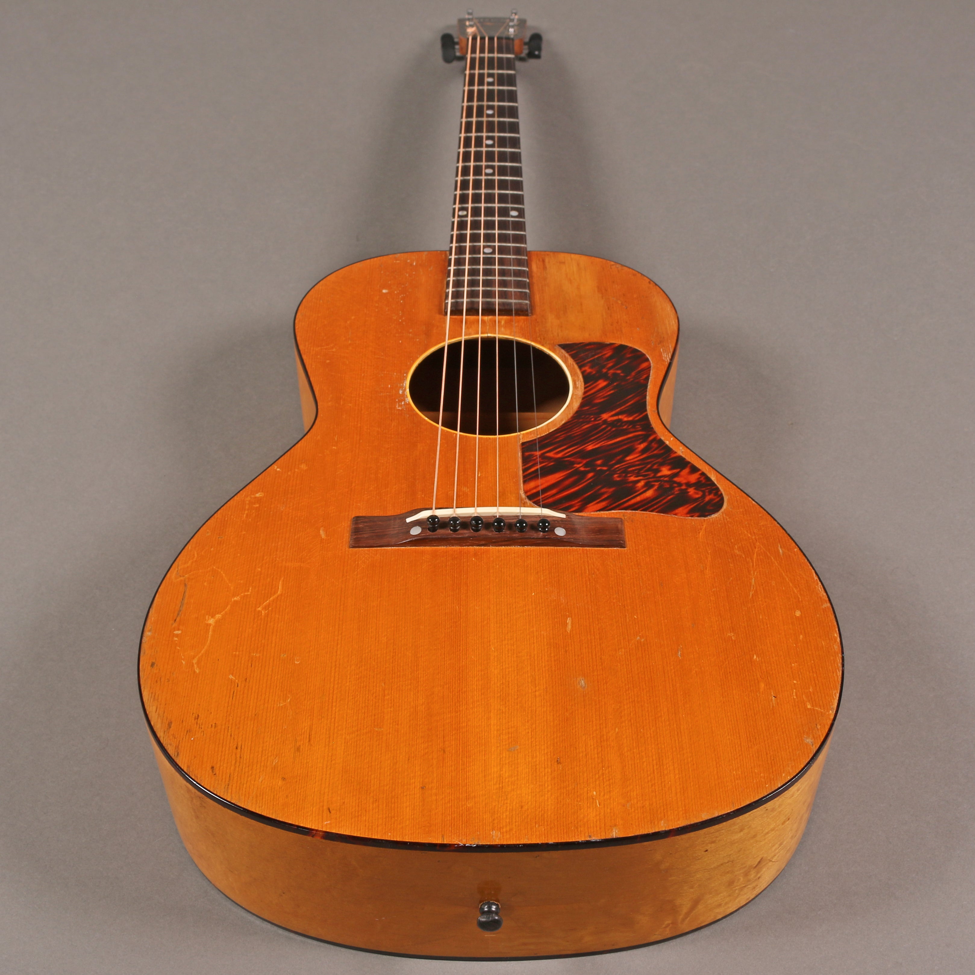 1940 Kalamazoo KGN-12 Oriole – Emerald City Guitars