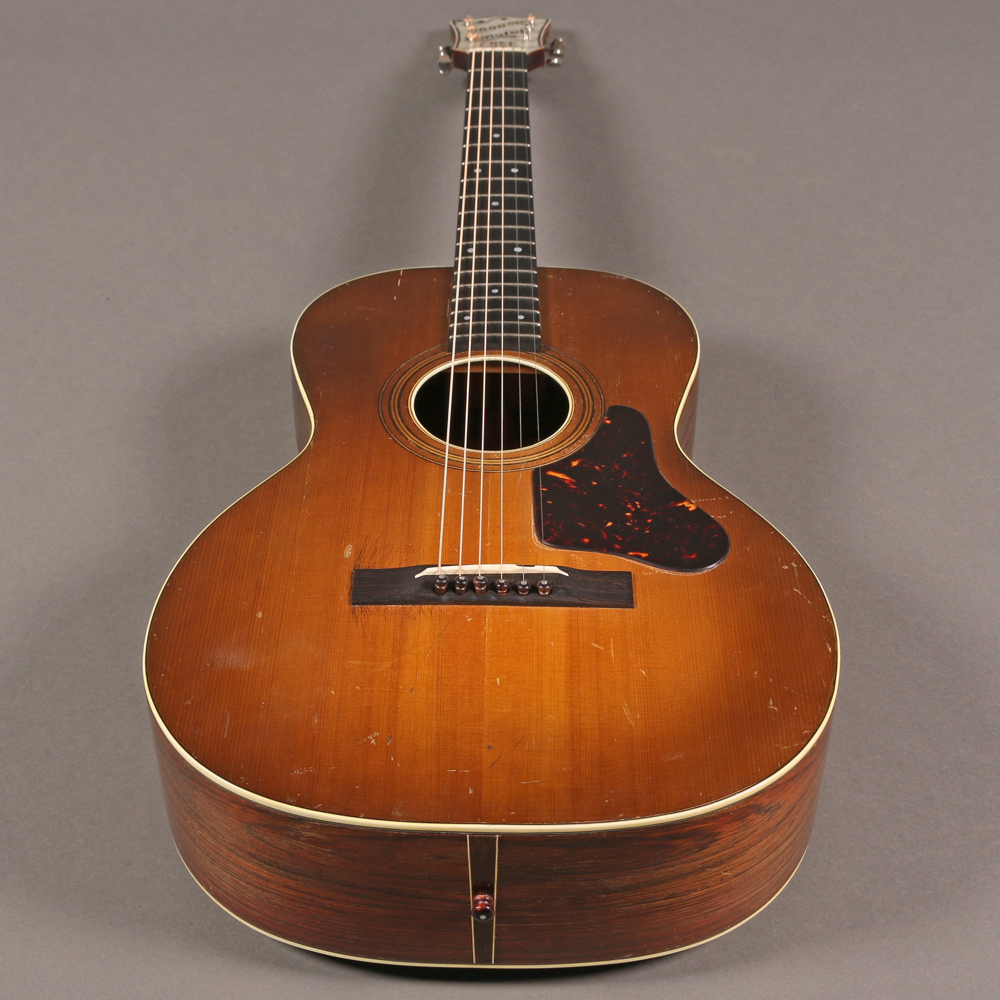 1930s Bronson Honolulu Deluxe Flattop