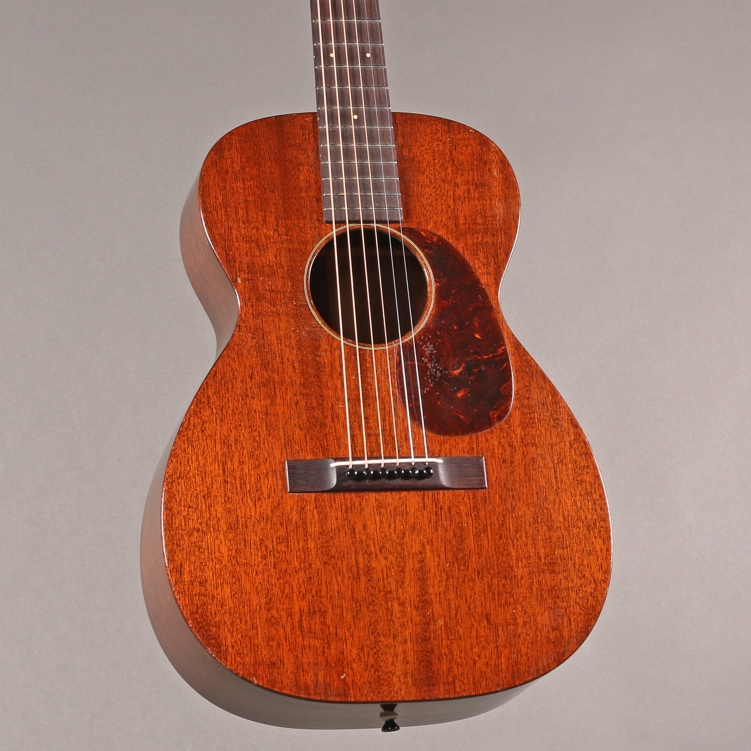 マーティン音響 |ヴィンテージおよび中古の Martin ギターを購入