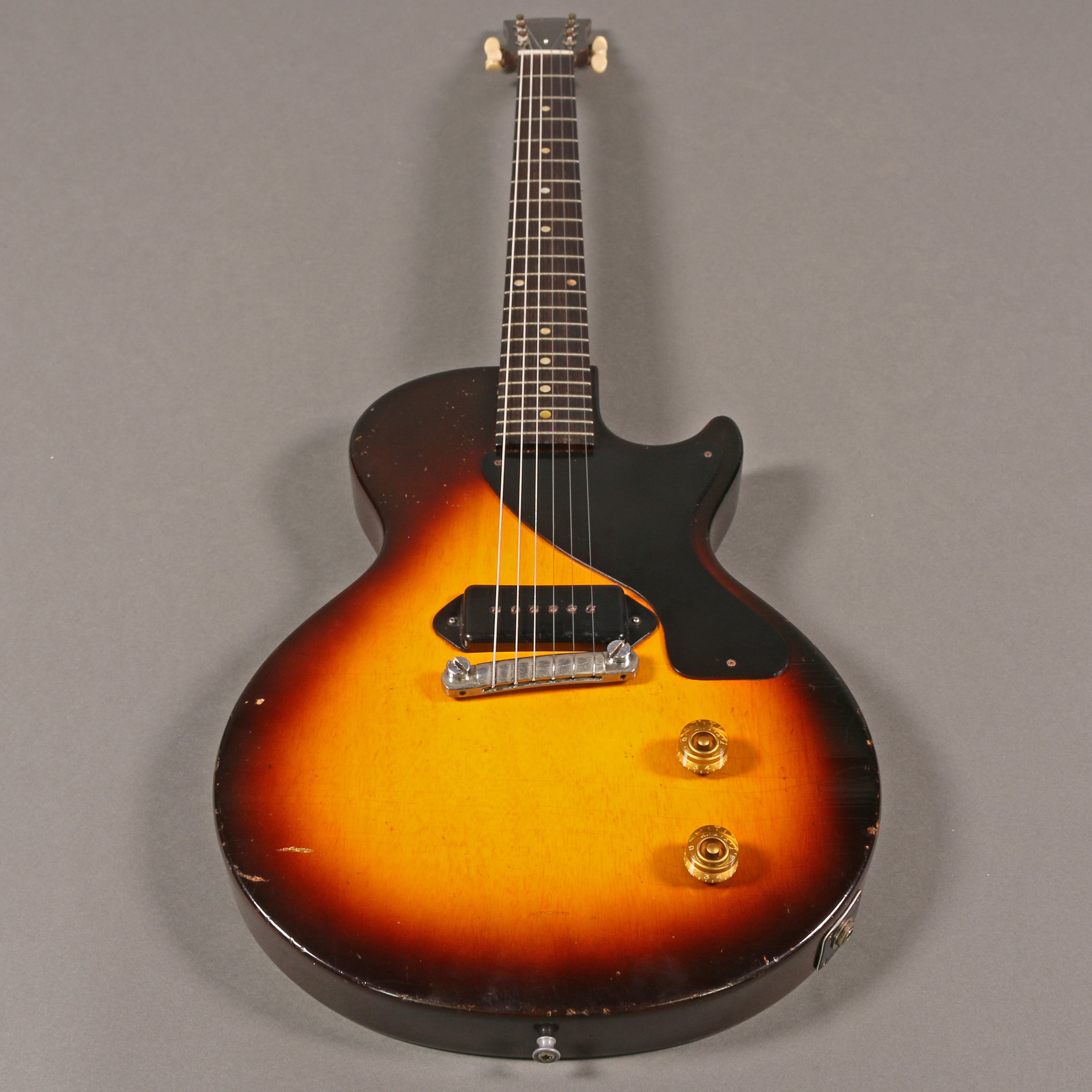 HOLD 1955 Gibson Les Paul Junior – Emerald City Guitars