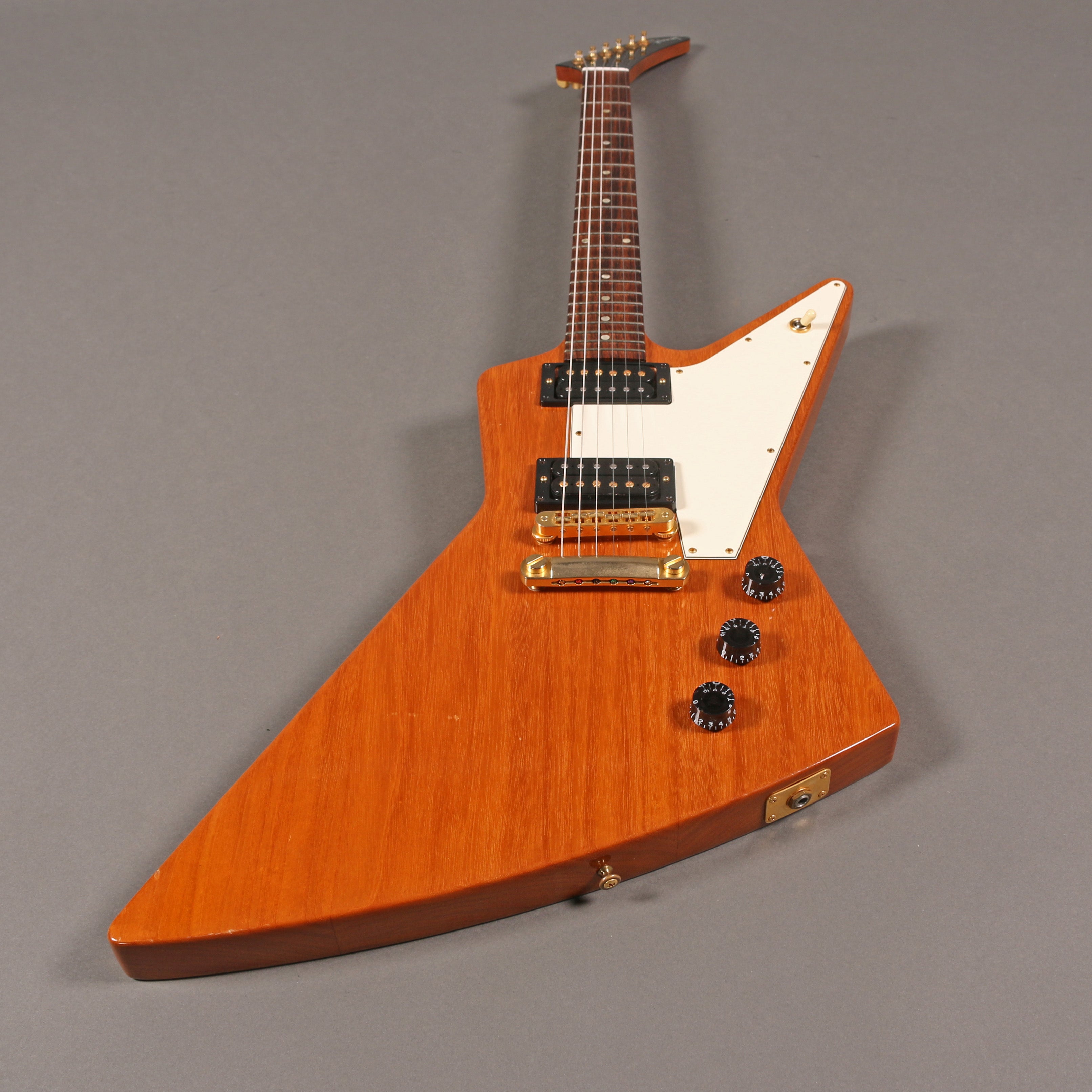 ギター Gibson Explorer '76 reissue 2011 Gibson Explorer '76 Reissue – Emerald City Guitars
