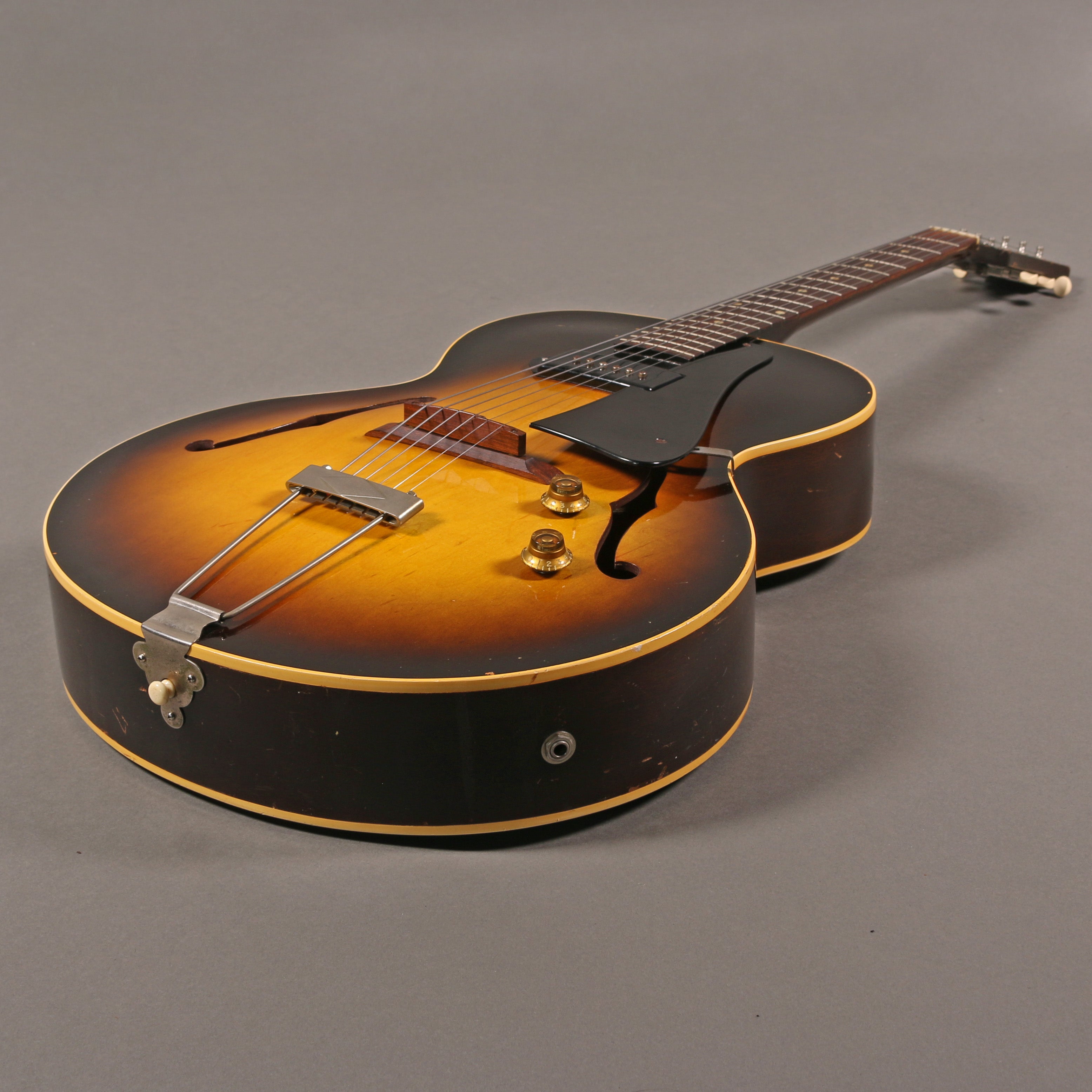 1955 Gibson ES-125 – Emerald City Guitars