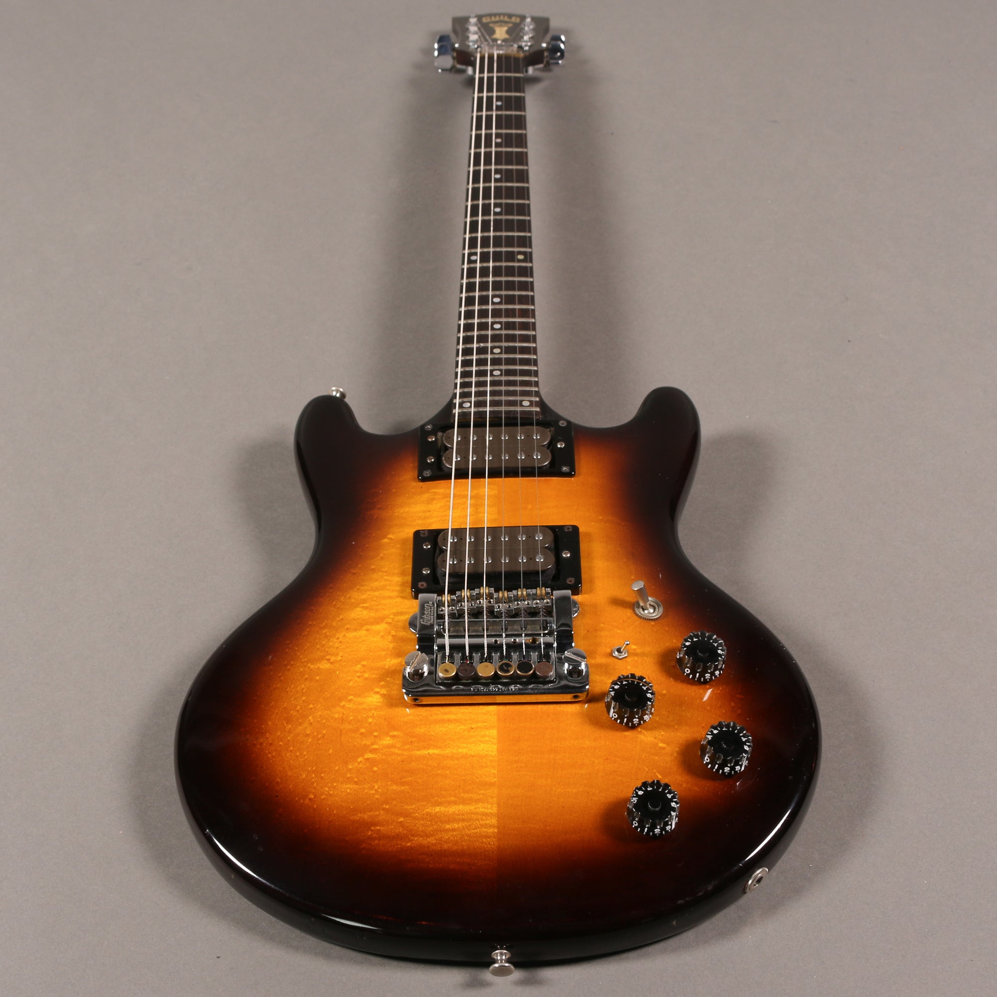 1981 Guild M-80