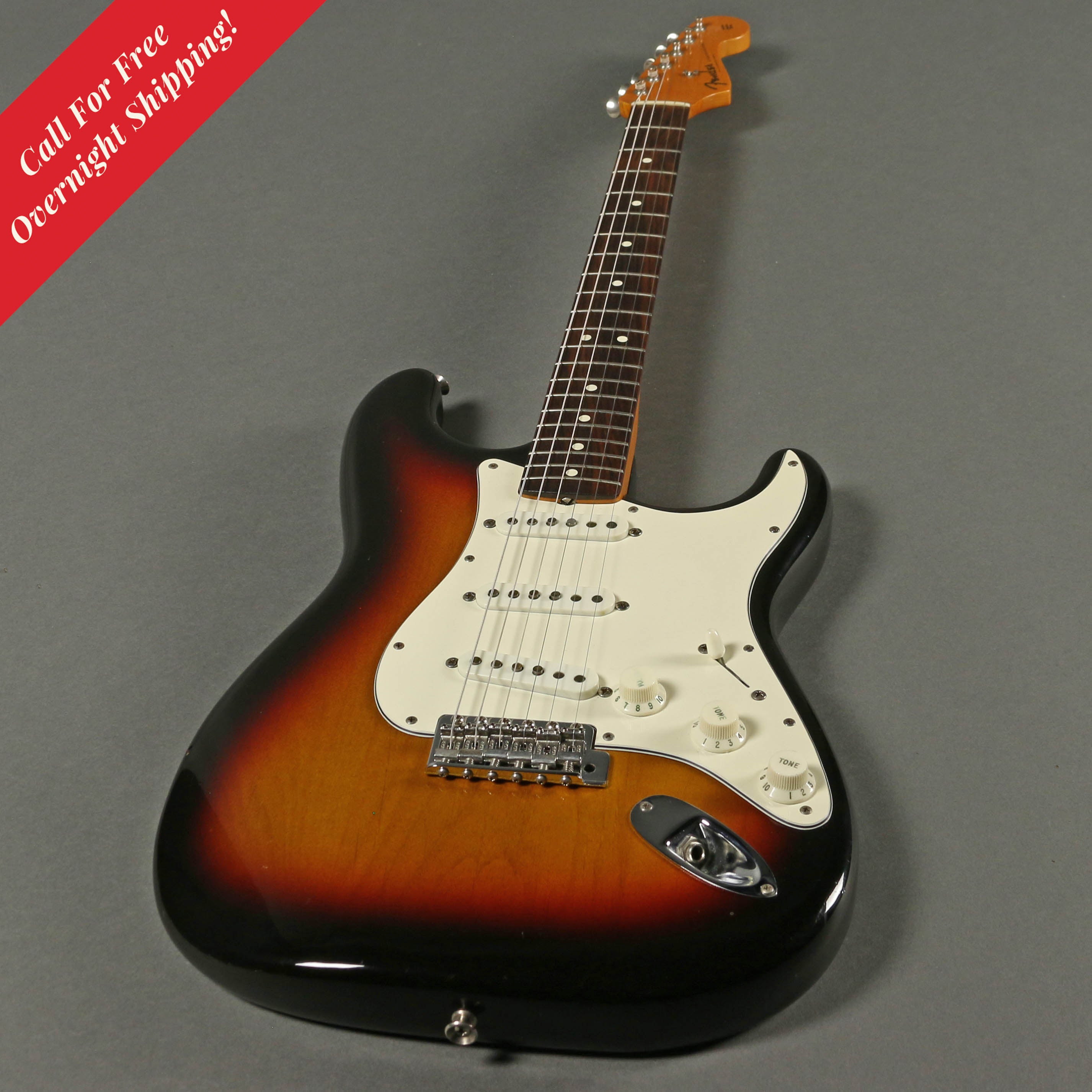 1983年頃製造Fender USA Stratocaster ダン スミス - エレキギター