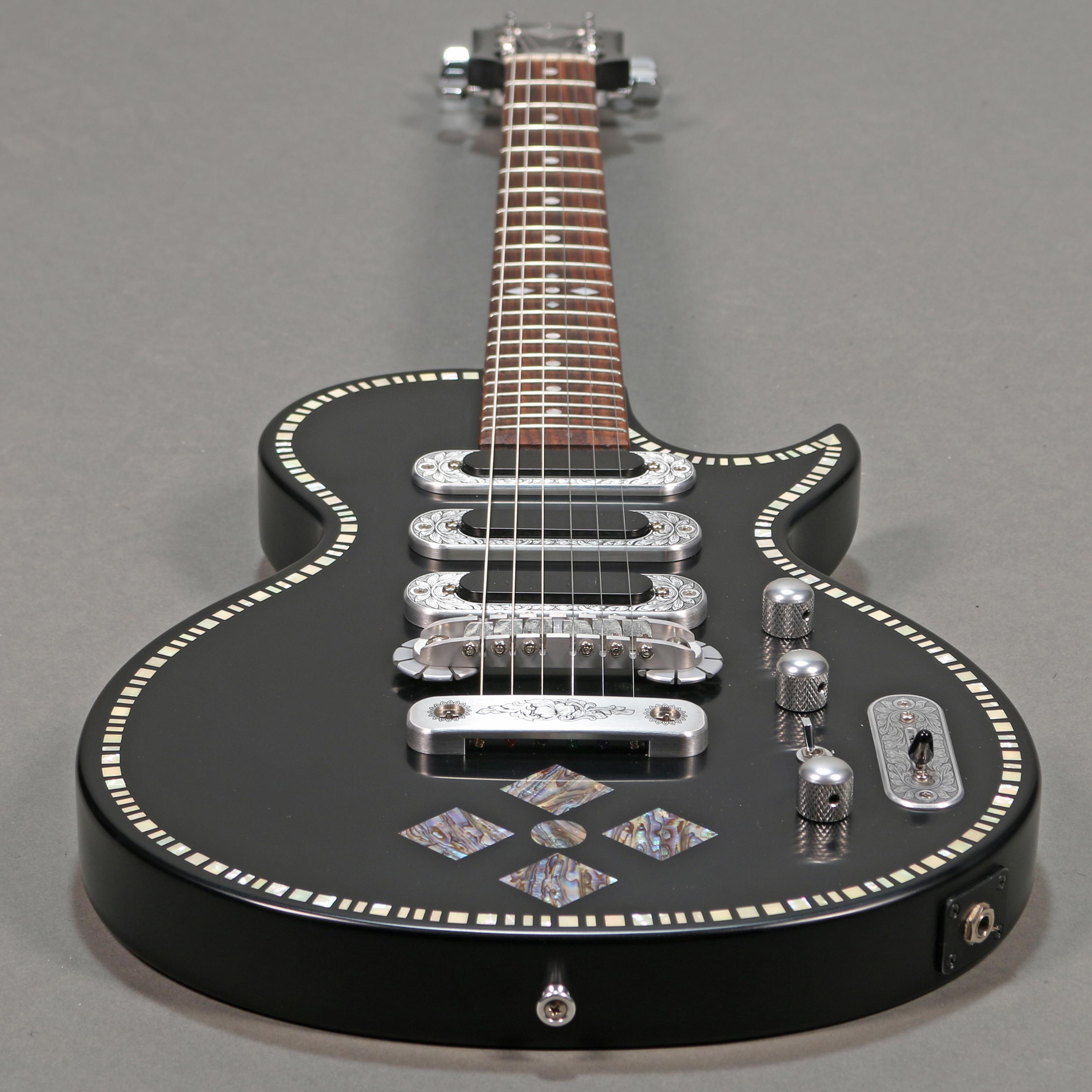 2015 Zemaitis A22SU 3S Black Pearl Diamond – Emerald City Guitars