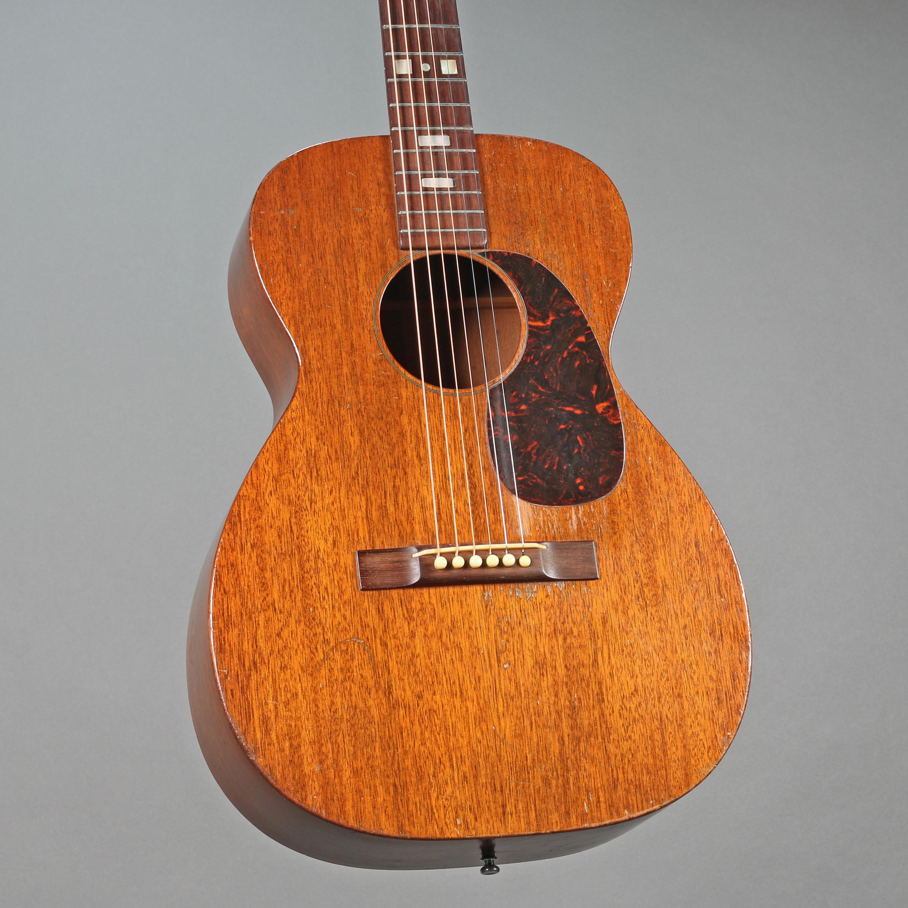 音響 |アコースティックギターを購入する – Emerald City Guitars