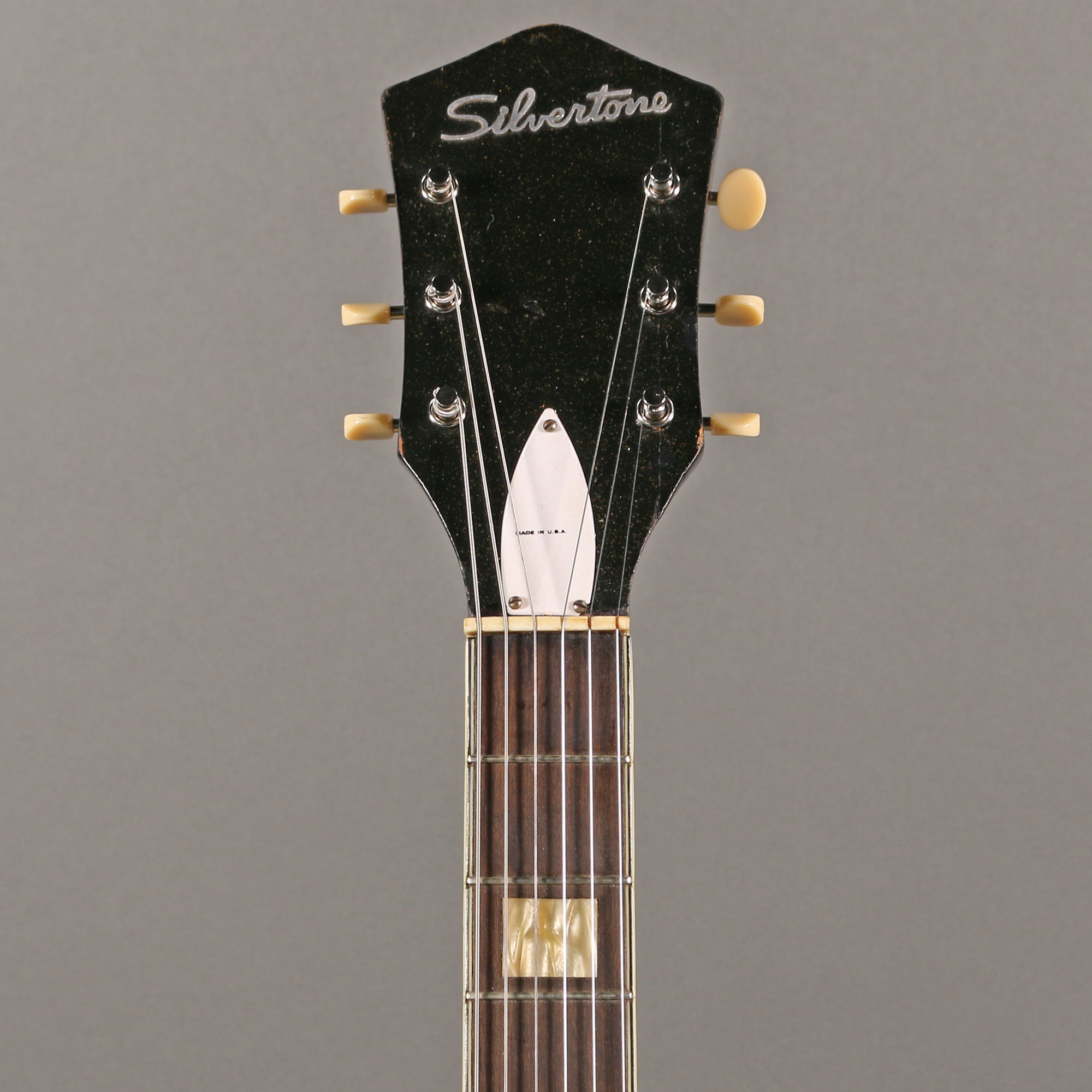 1960s Silvertone &quot;Harmotone&quot; [Roy Smeck body, Meteor Neck]