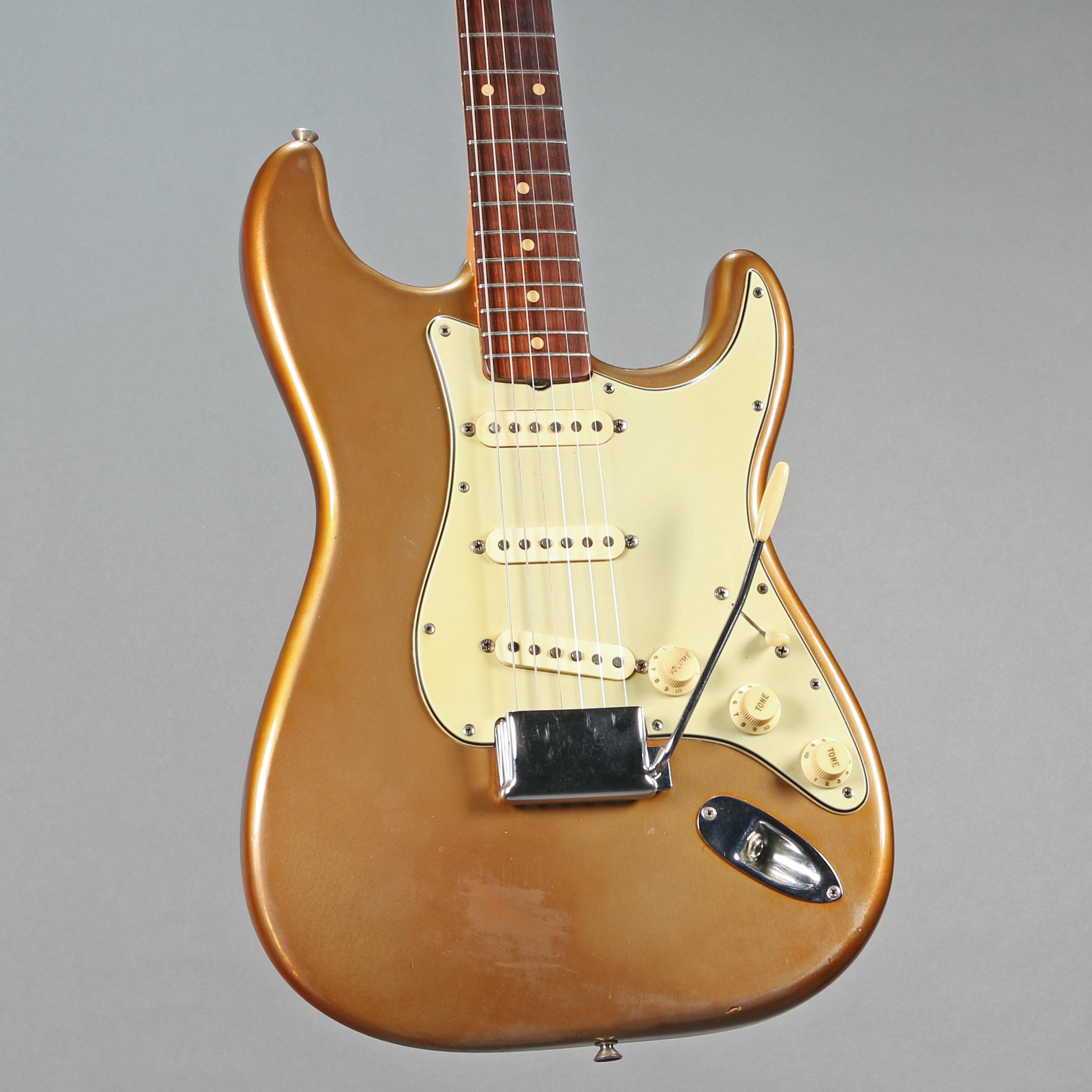 Stratocaster ゴールドラメ 1962 Fender Stratocaster – Emerald City Guitars